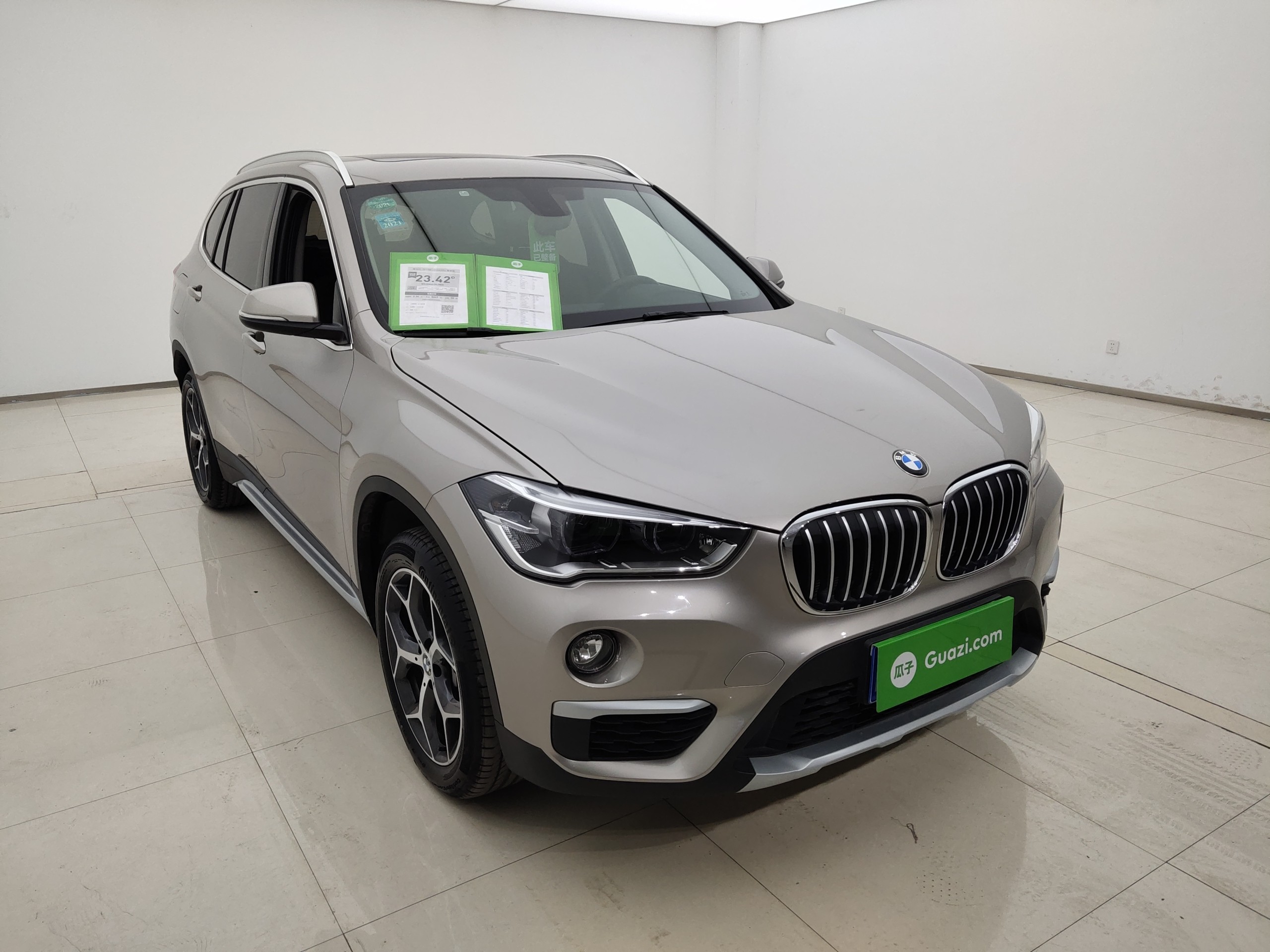 宝马x1xdrive20li2019款20t自动四驱汽油尊享型国Ⅴ