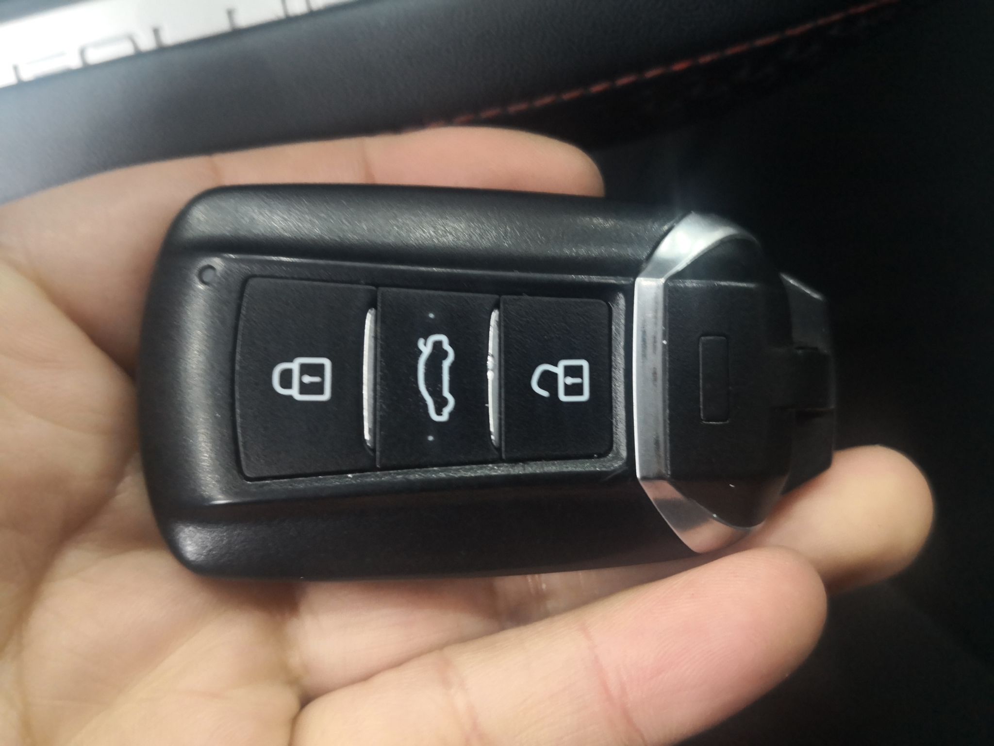 东风风神奕炫2020款15t自动230t炫目版国Ⅵ