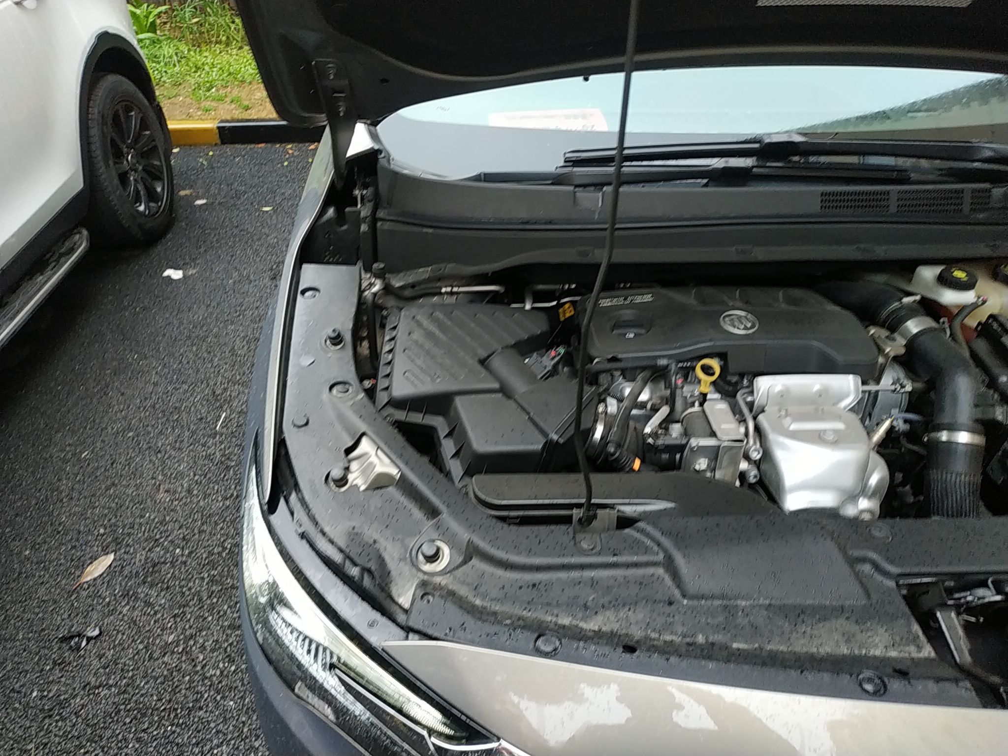 别克gl62019款13t自动前驱互联豪华型国Ⅵ