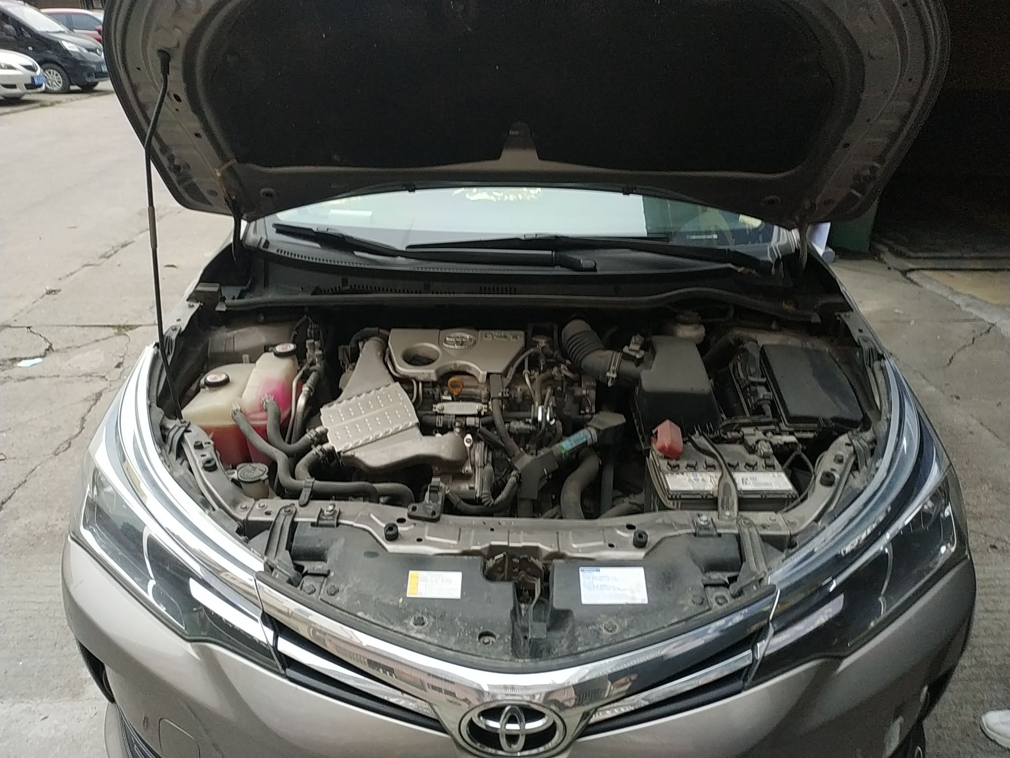 丰田卡罗拉 2017款 1.2t 自动 gl改款 (国Ⅴ)