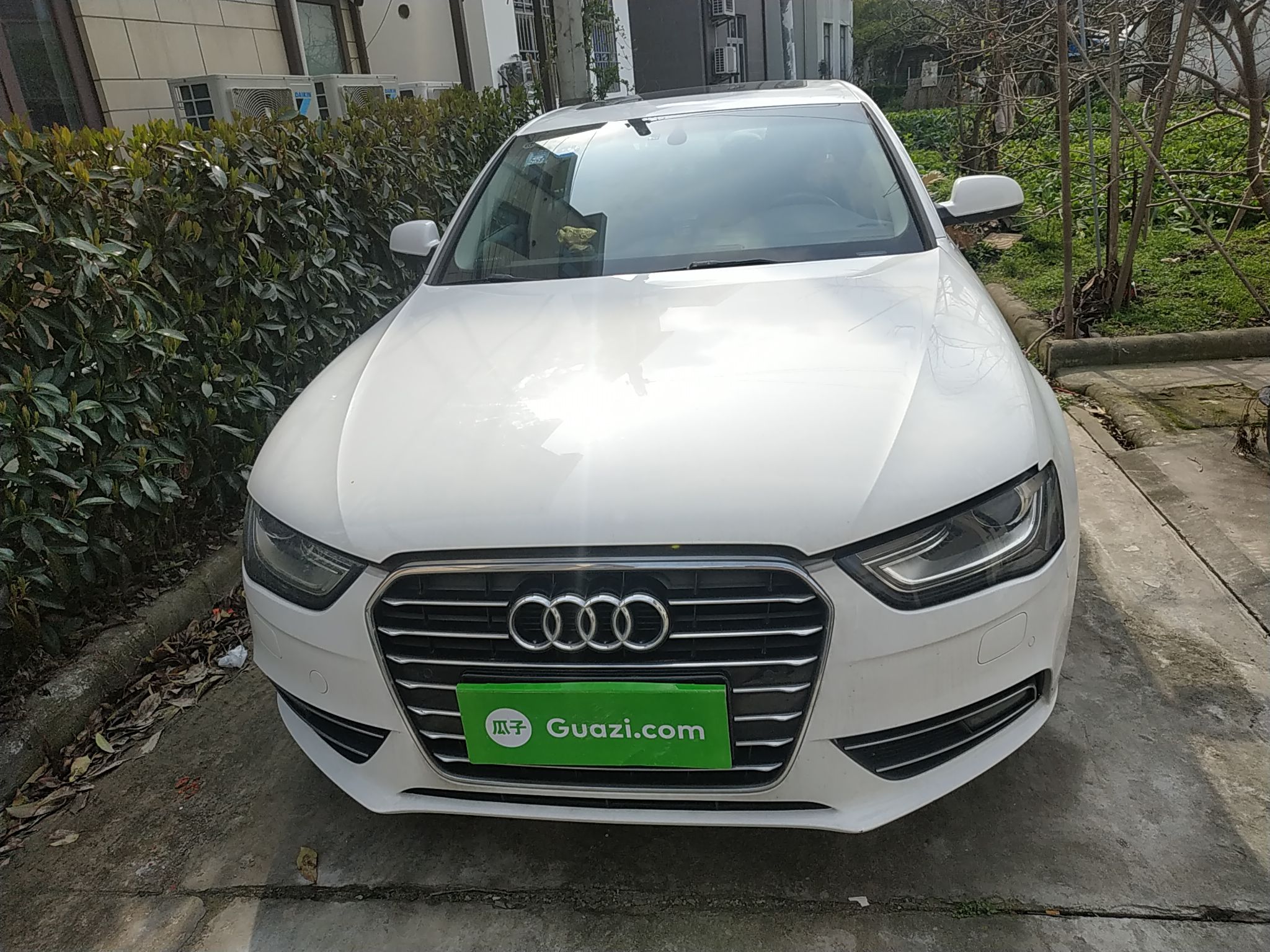 奥迪a4l2016款20t自动标准型典藏版国Ⅴ