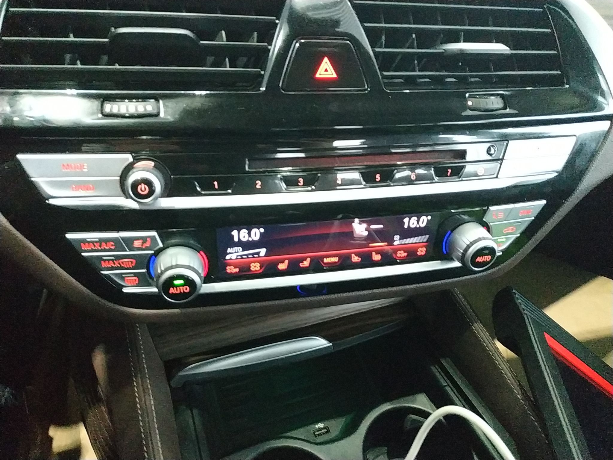 宝马5系 530Li 2019款 2.0T 自动 汽油 尊享型豪华套装 (国Ⅴ) 