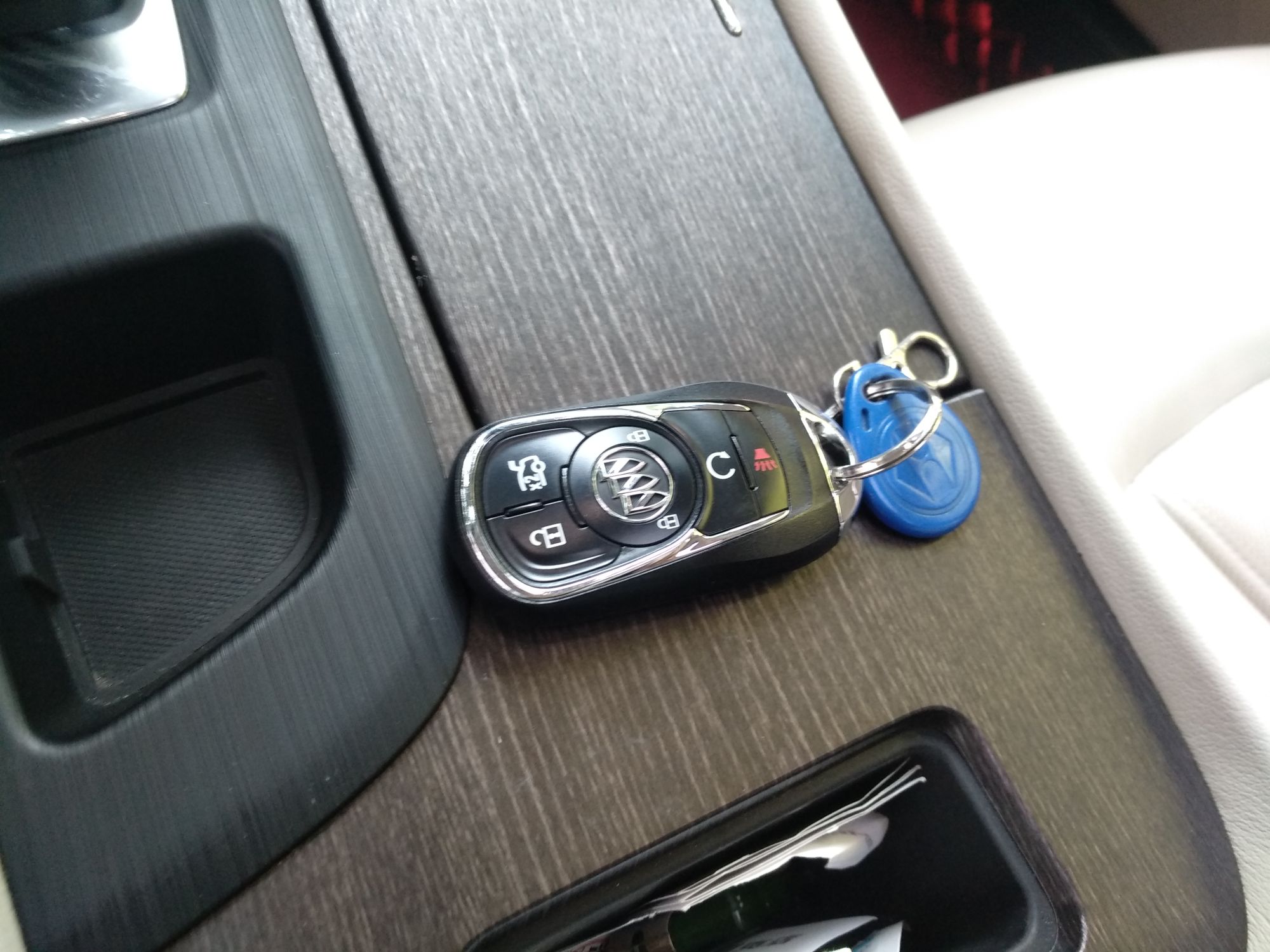 别克君越2021款20t自动艾维亚旗舰型avenir国Ⅵ