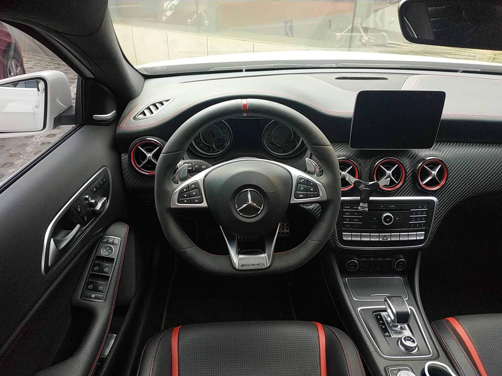 奔驰a45进口2017款20t自动改款