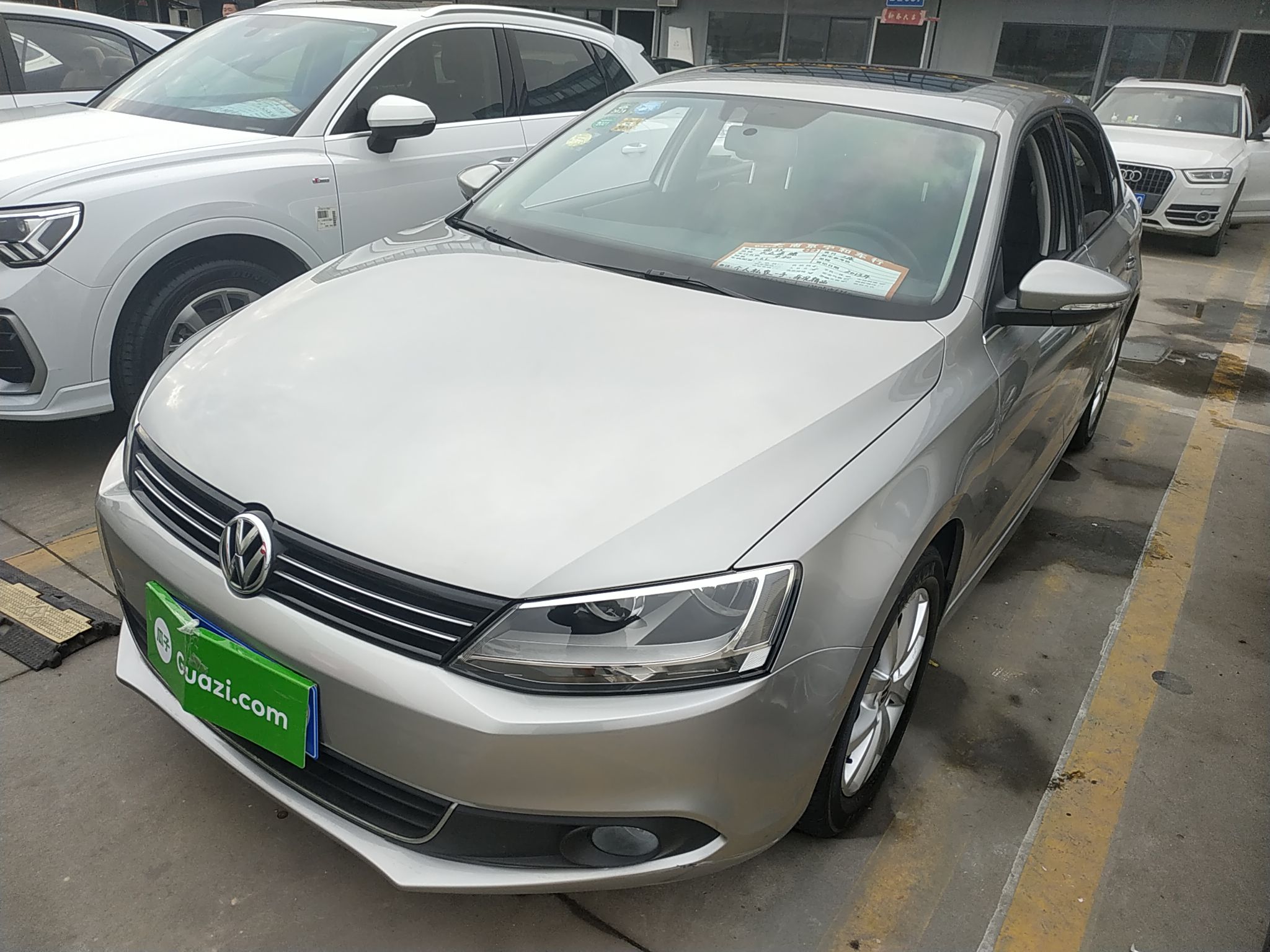 大众速腾2012款16l自动舒适型国Ⅳ