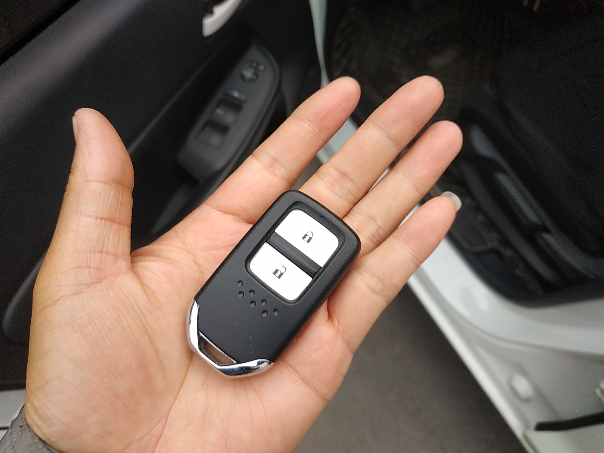 本田飞度2021款15l自动5门5座两厢车潮享版国Ⅵ