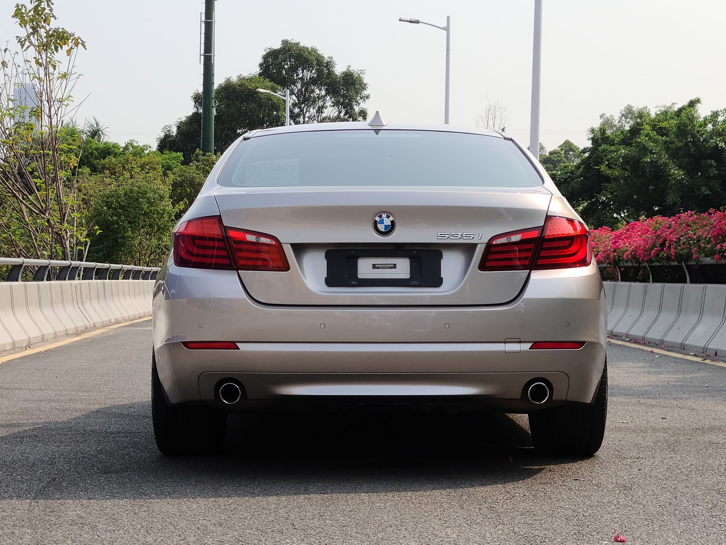 宝马5系535i进口2011款30t自动汽油豪华型