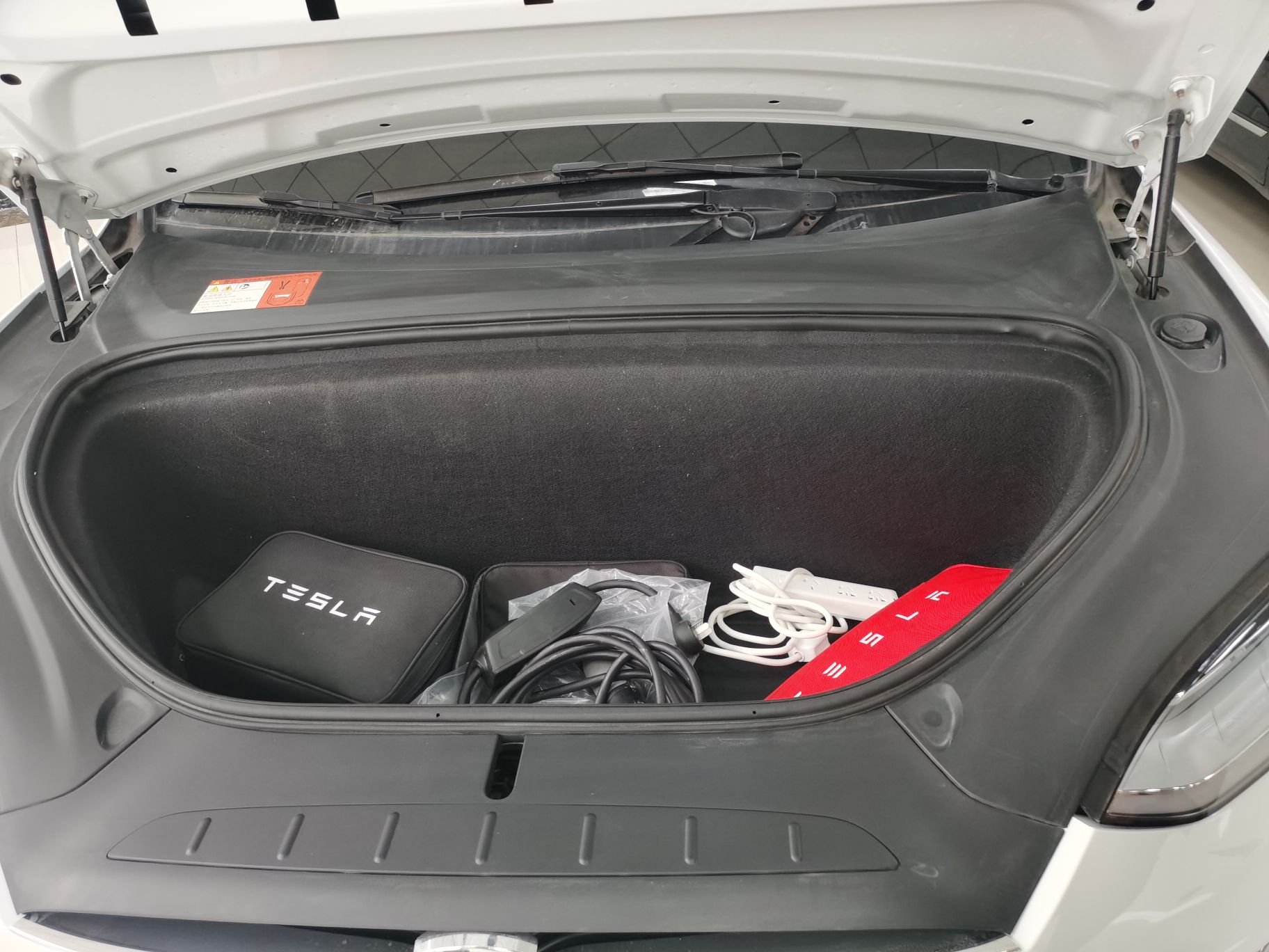 特斯拉model x [进口] 2016款 自动 75d 纯电动