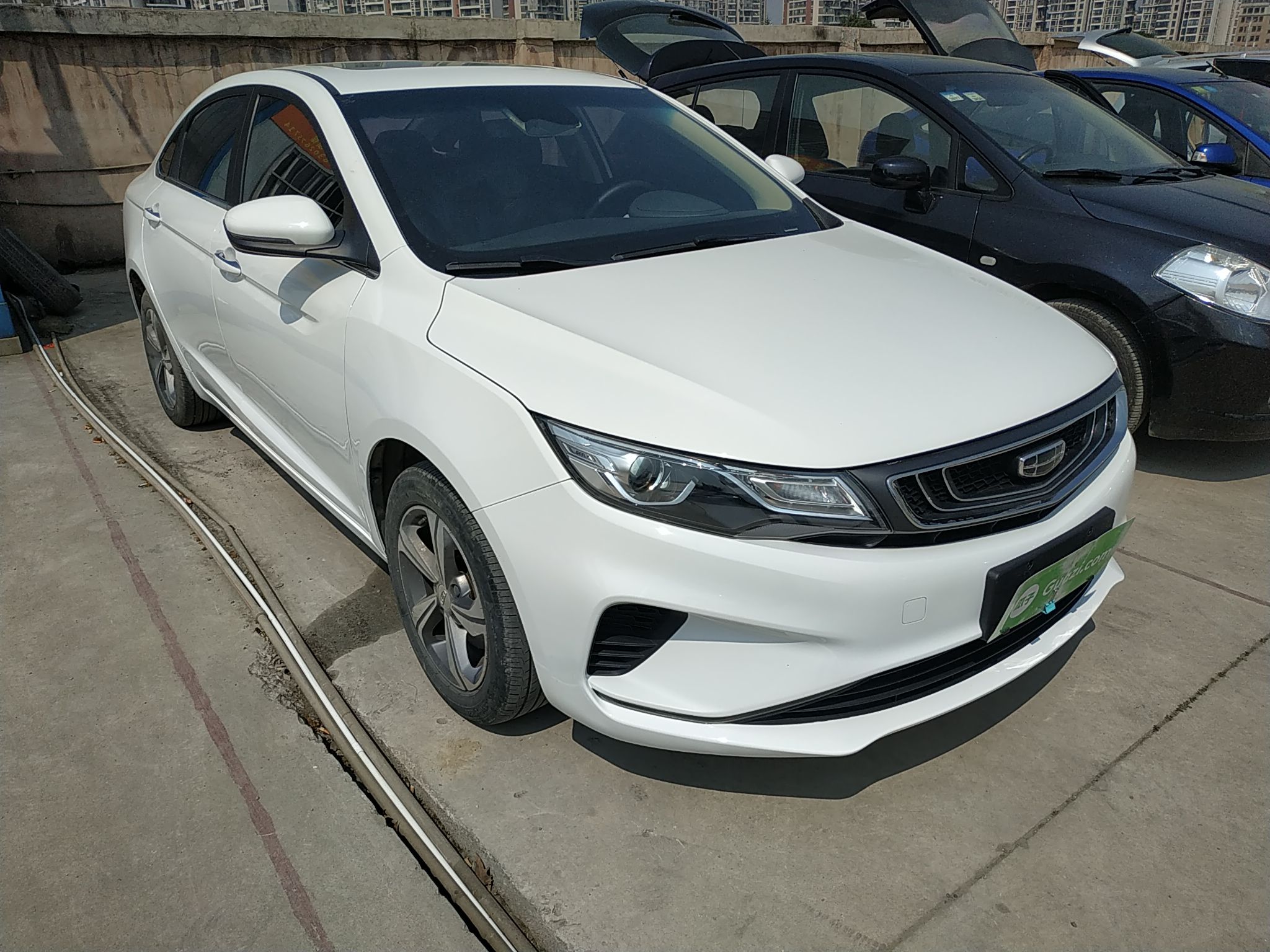 吉利帝豪gl2019款14t自动精英智享版国Ⅵ