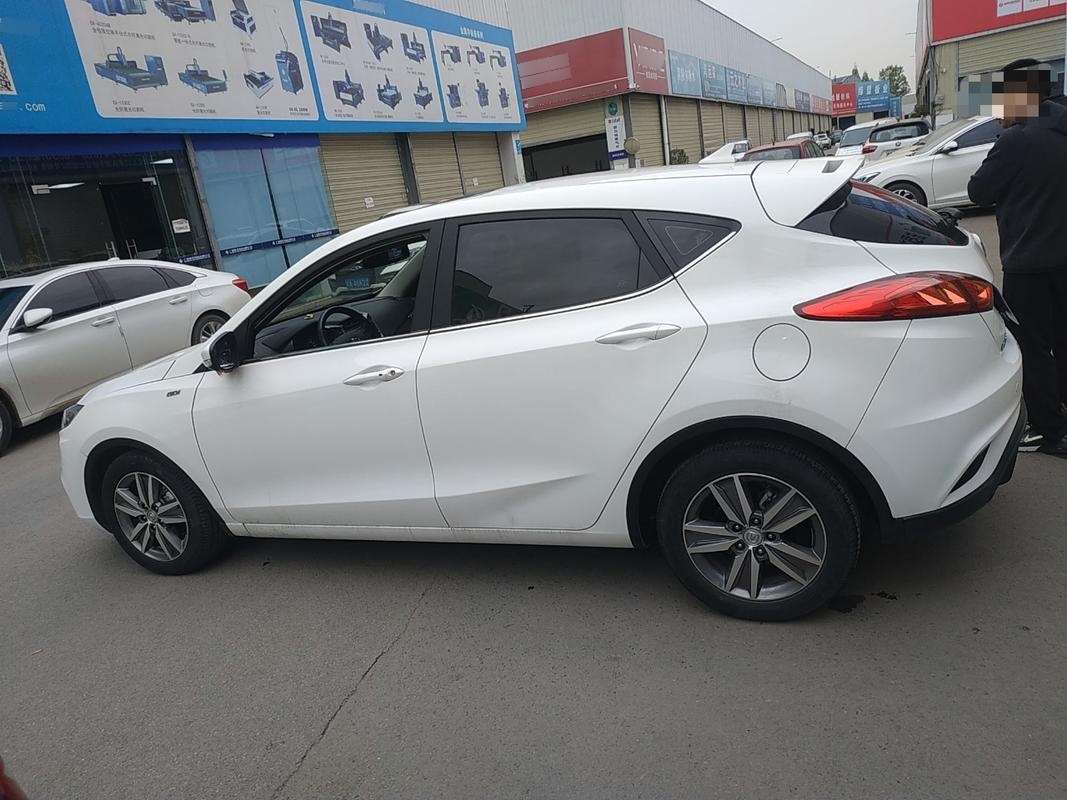 长安逸动xt2017款16l自动锐酷型国Ⅴ