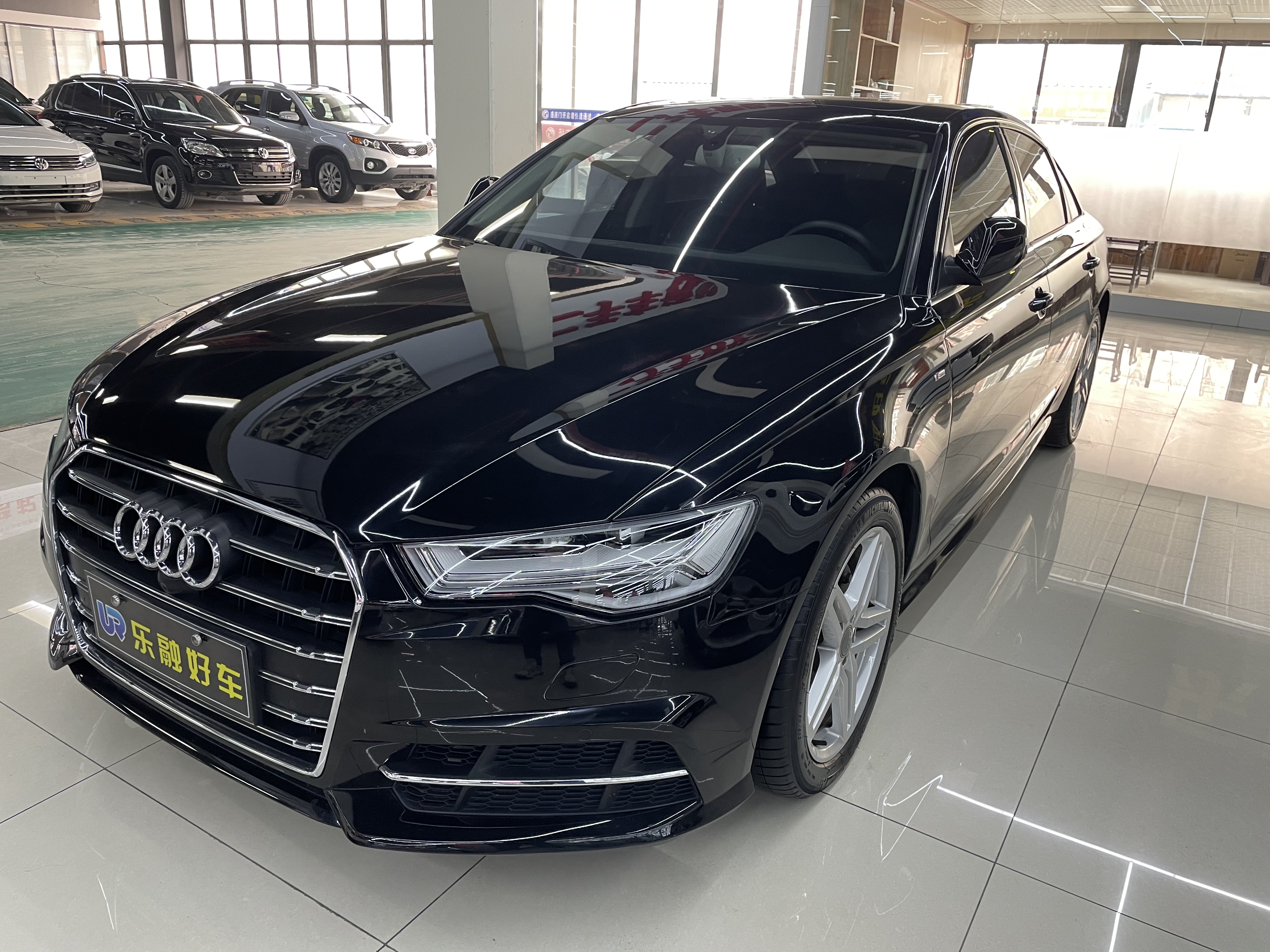 奥迪a6l30fsi2018款25l自动风尚型30周年纪念版国Ⅴ