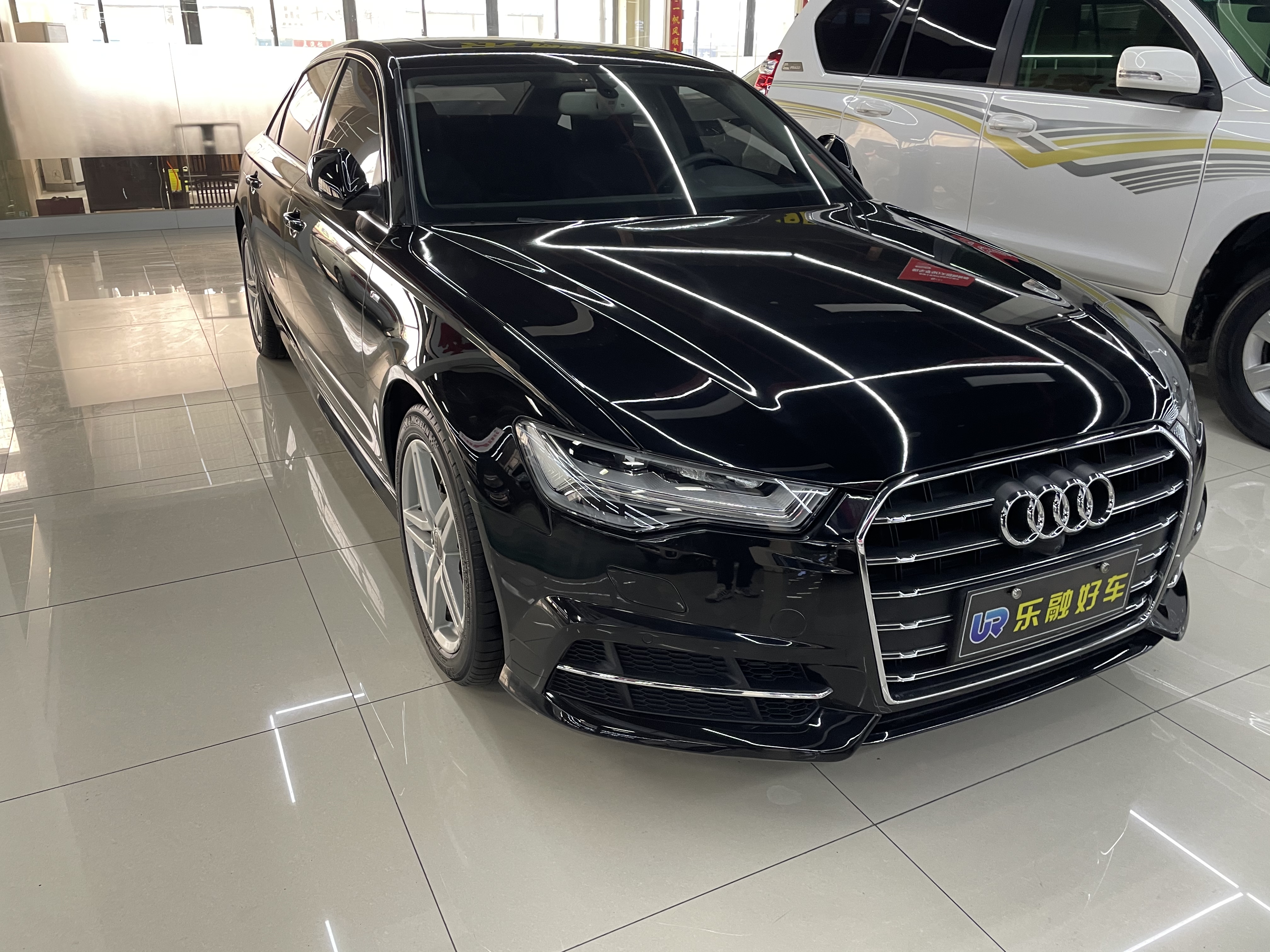 奥迪a6l30fsi2018款25l自动风尚型30周年纪念版国Ⅴ