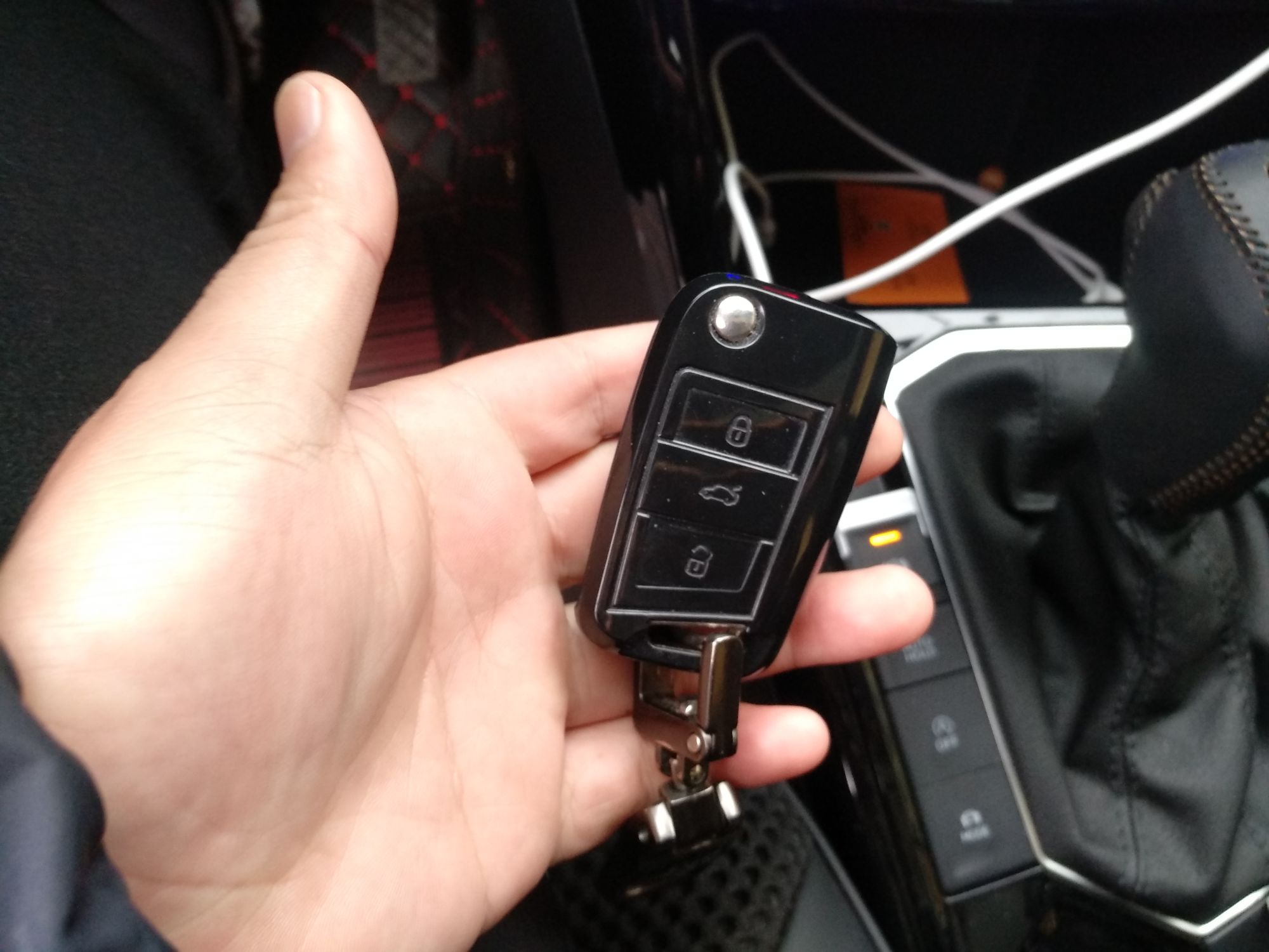 大众探岳2020款20t自动豪华智联版国Ⅵ