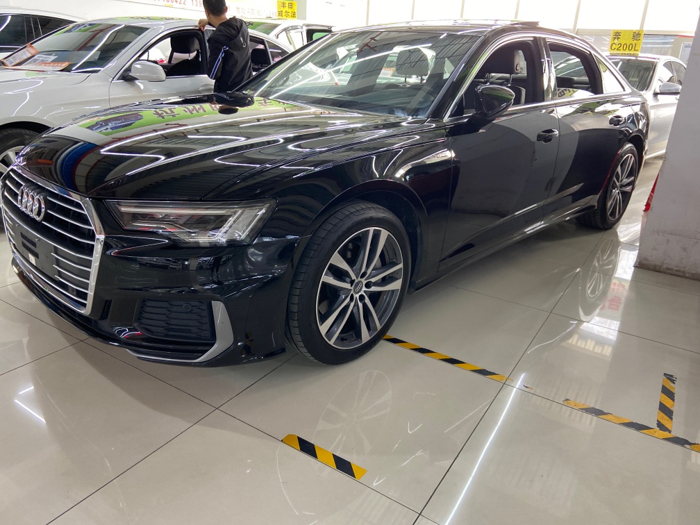 奥迪A6L 45TFSI 2019款 2.0T 自动 臻选动感型 (国Ⅵ) 