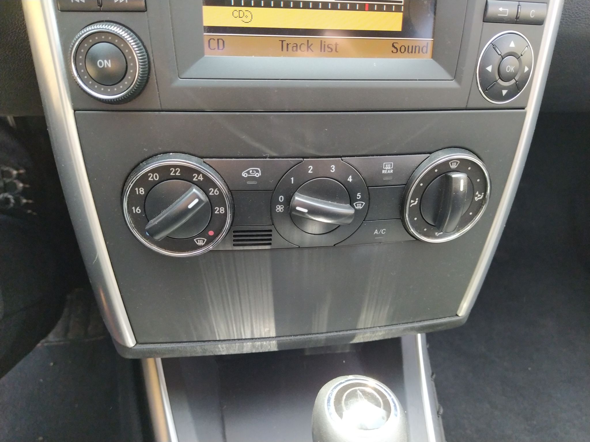 奔驰A级 A160 [进口] 2011款 1.5L 自动 汽油 