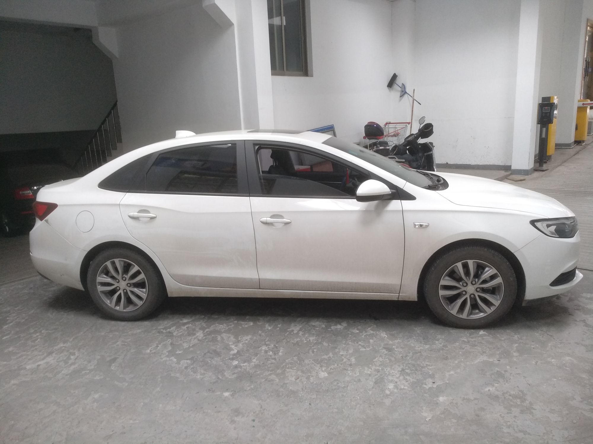 别克英朗gt2019款13t自动18t互联精英型国Ⅵ