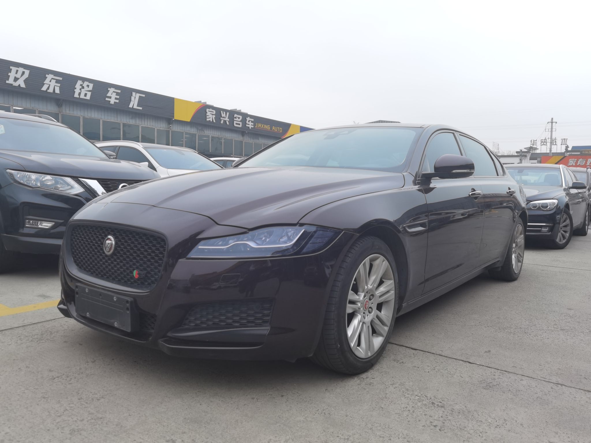 捷豹xfl 2018款 xfl 2.0t 250ps 豪华版