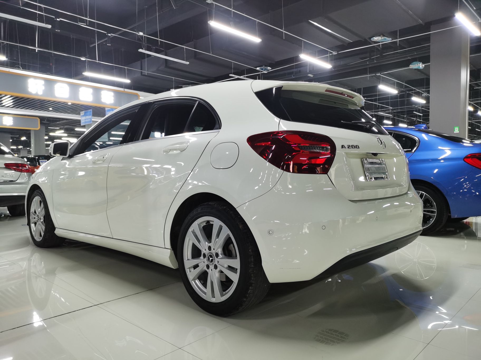 奔驰a级a200进口2017款16t自动汽油动感型