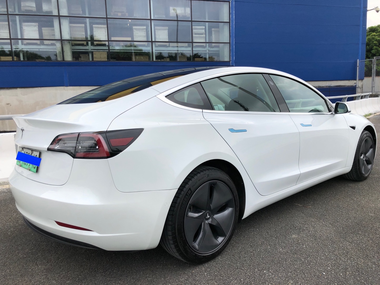 特斯拉model3进口2019款自动标准续航升级版纯电动