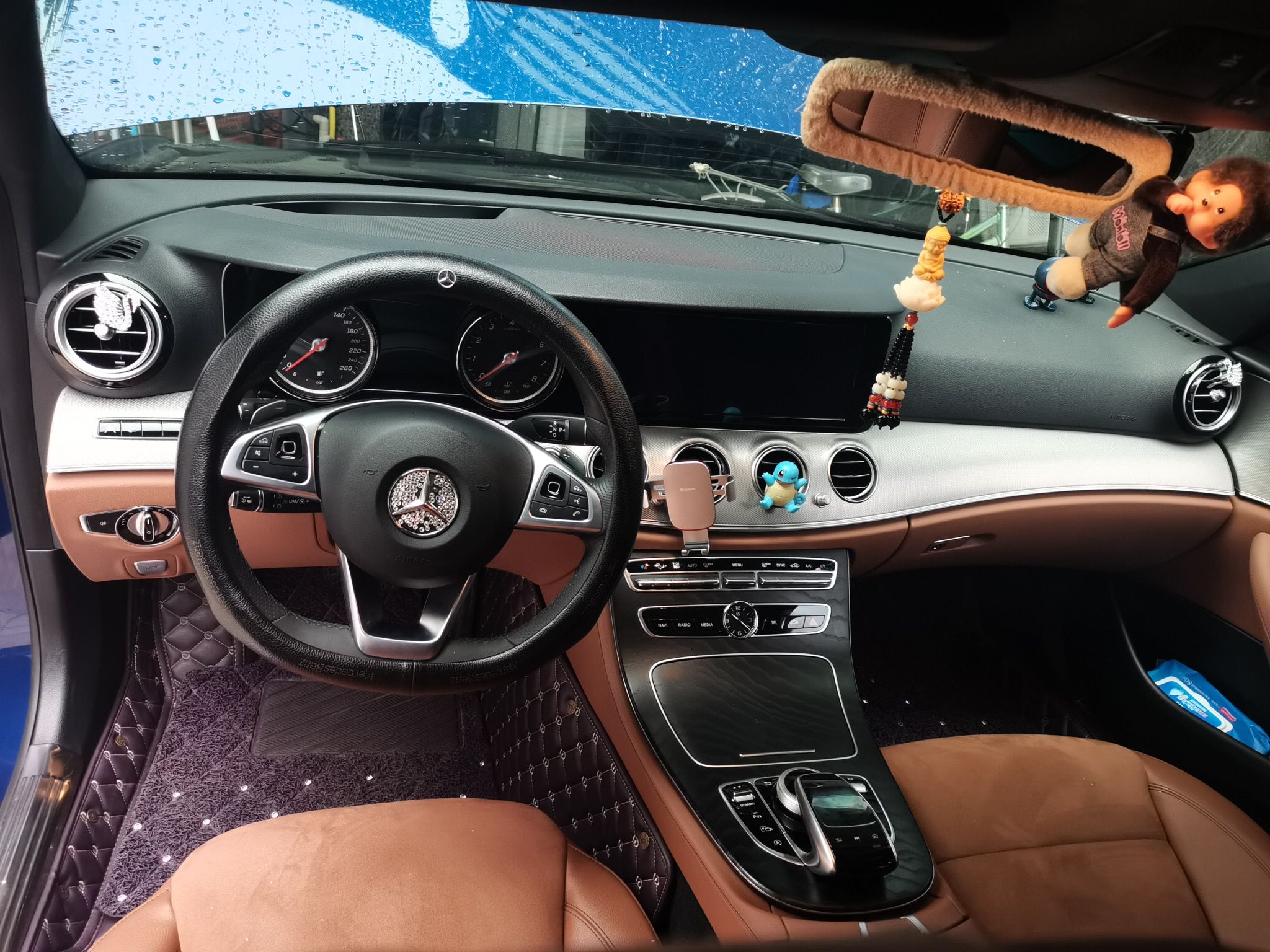 奔驰e级e3002018款20t自动汽油运动型国Ⅴ