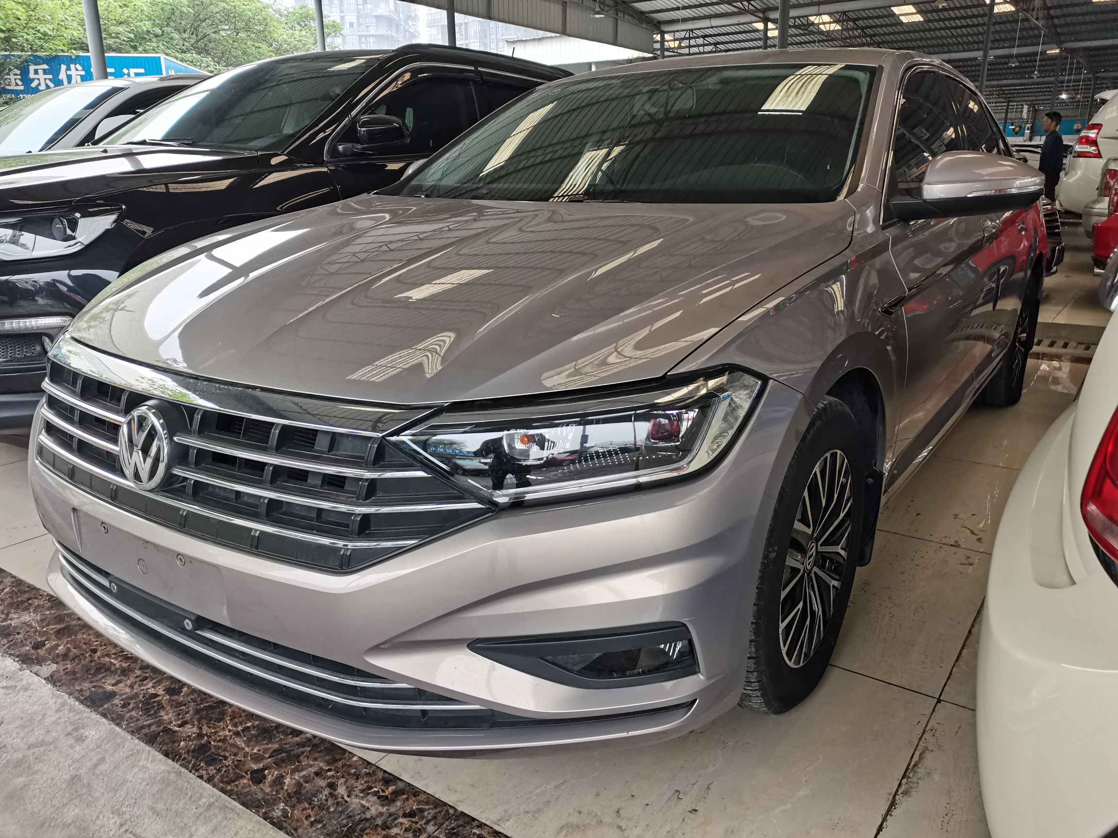 大众速腾2019款12t自动200tsi时尚型国Ⅵ