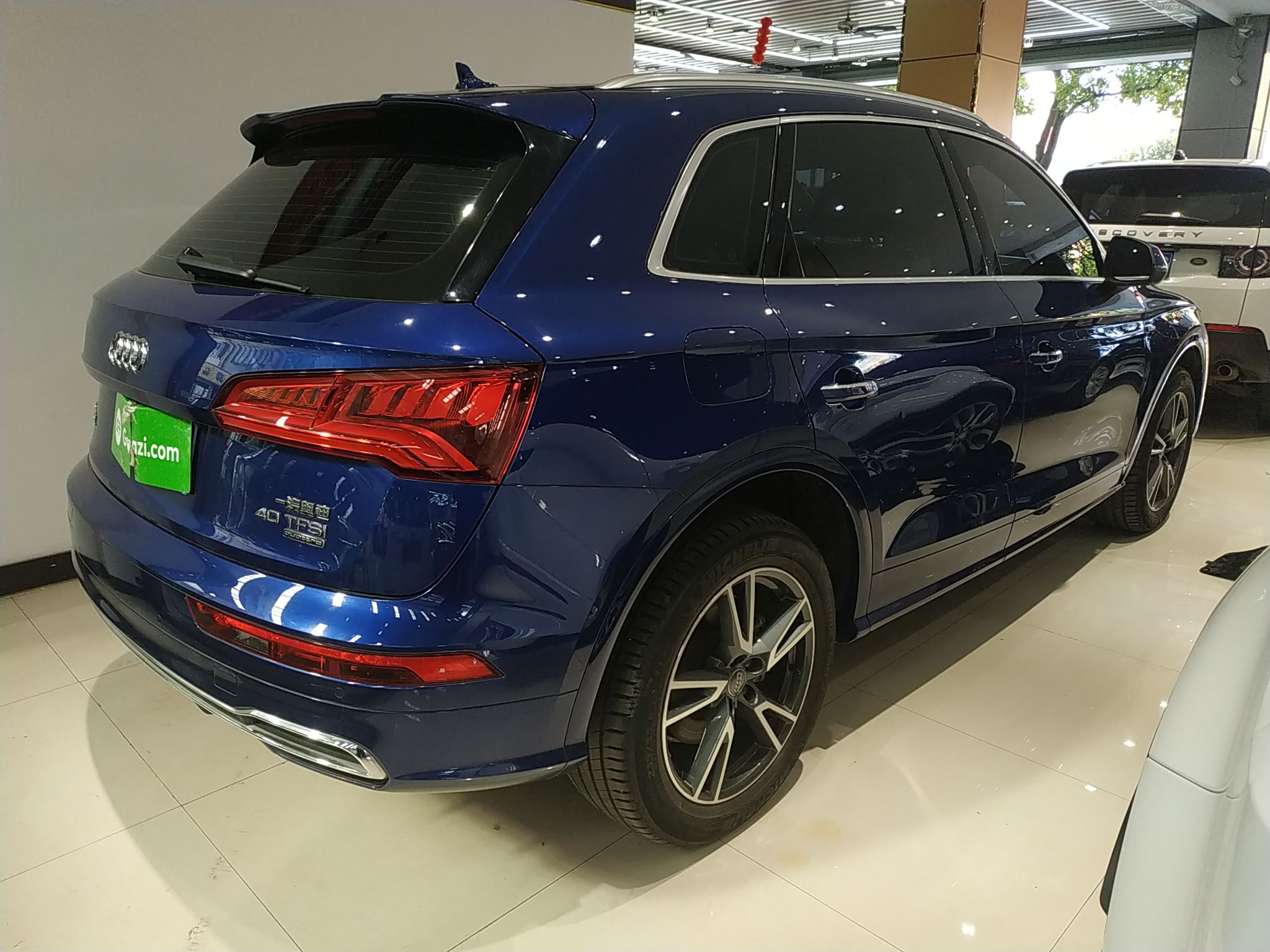 奥迪Q5L 40TFSI 2018款 2.0T 自动 荣享时尚型 (国Ⅴ) 