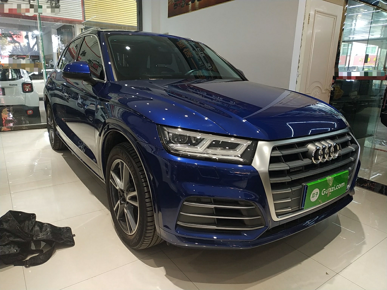 奥迪Q5L 40TFSI 2018款 2.0T 自动 荣享时尚型 (国Ⅴ) 