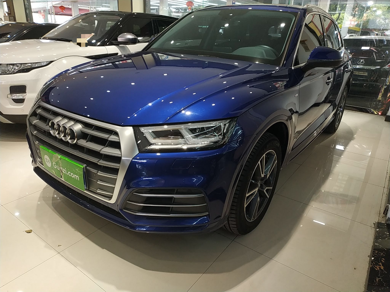 奥迪Q5L 40TFSI 2018款 2.0T 自动 荣享时尚型 (国Ⅴ) 