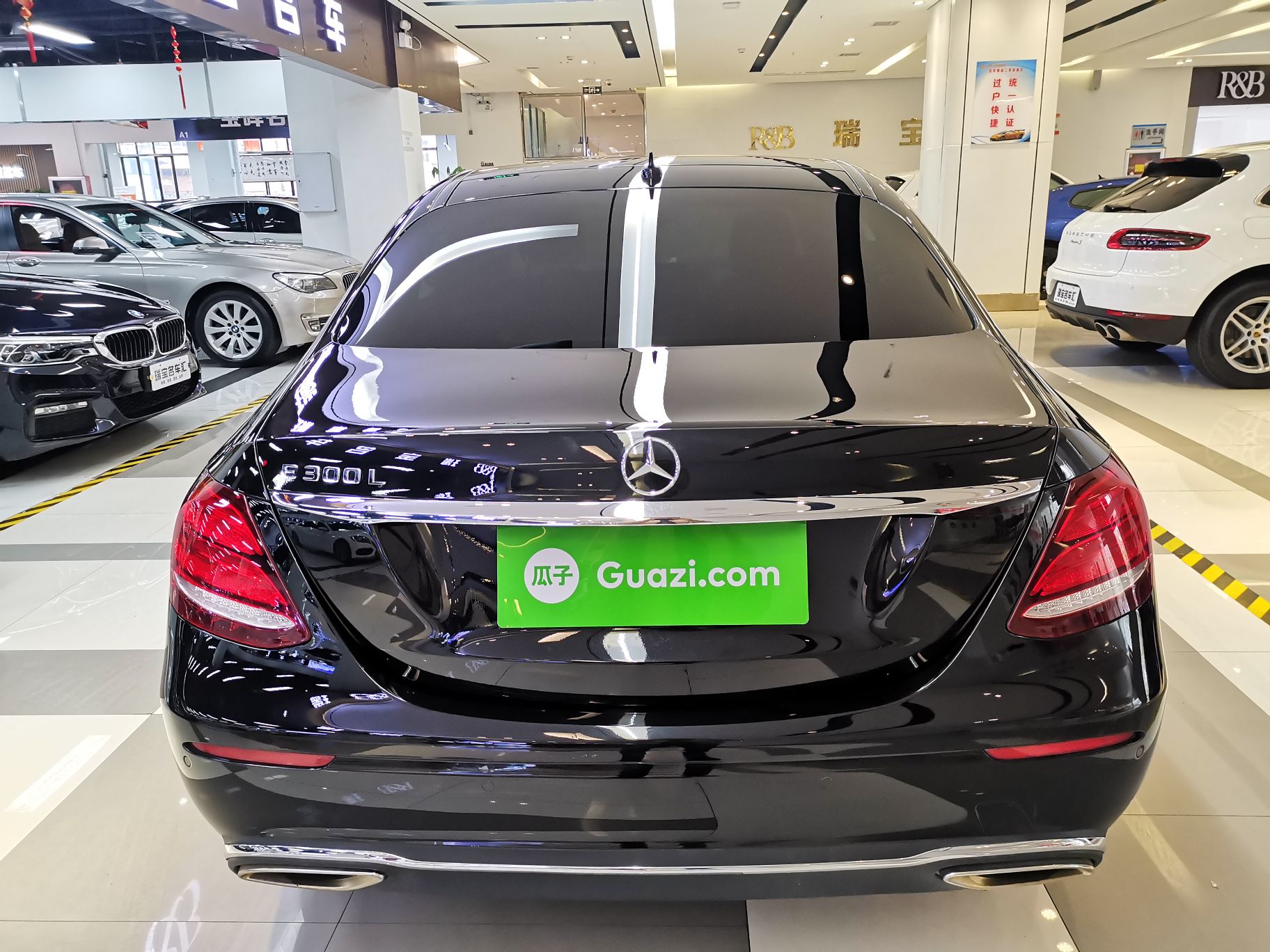 奔驰E级 E300L 2018款 2.0T 自动 汽油 豪华型改款 (国Ⅴ) 