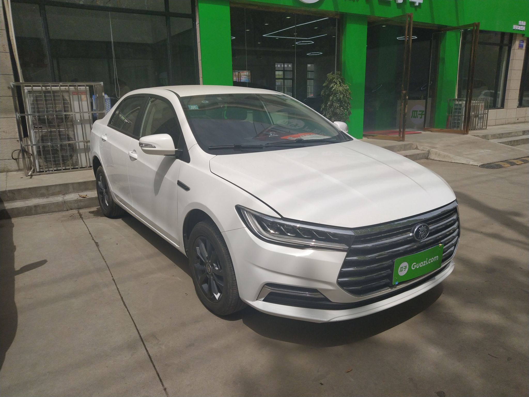 比亚迪秦 2019款 1.5L 自动 豪华型 (国Ⅵ) 