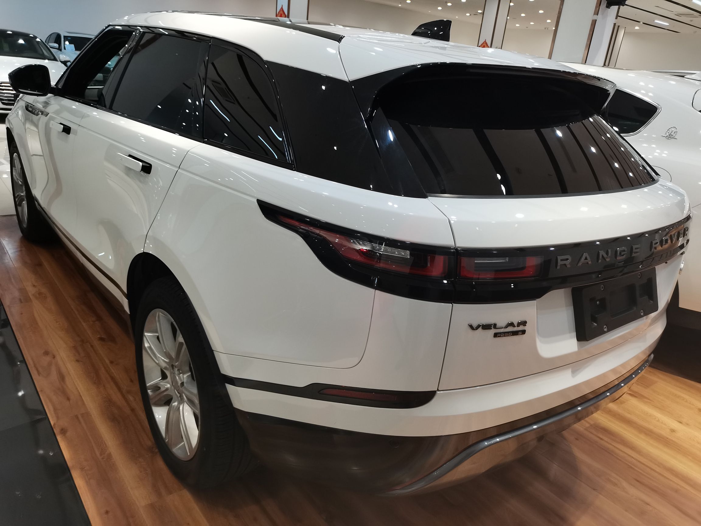 路虎揽胜星脉进口2020款20t自动四驱rdynamics