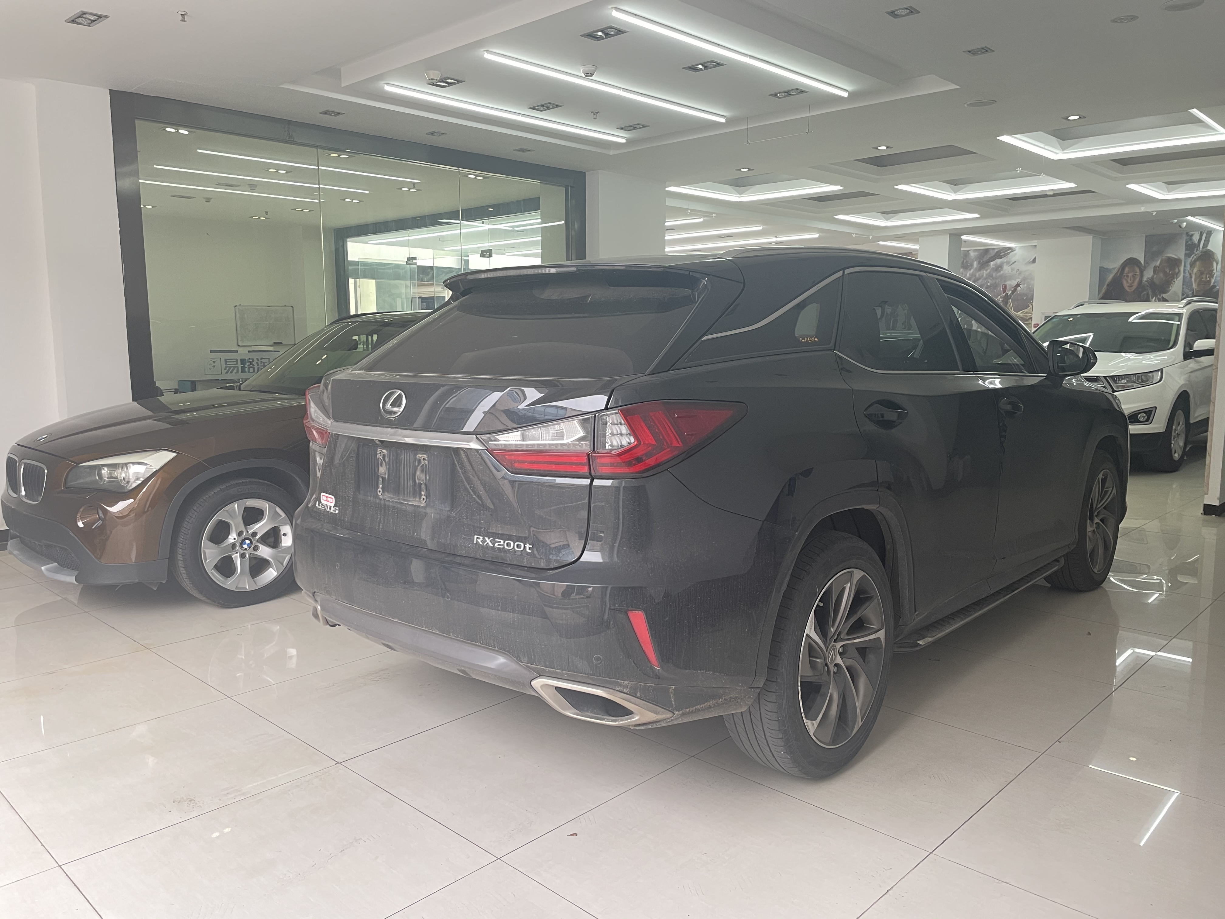 雷克萨斯RX 300 [进口] 2016款 2.0T 自动 四驱 典雅版 