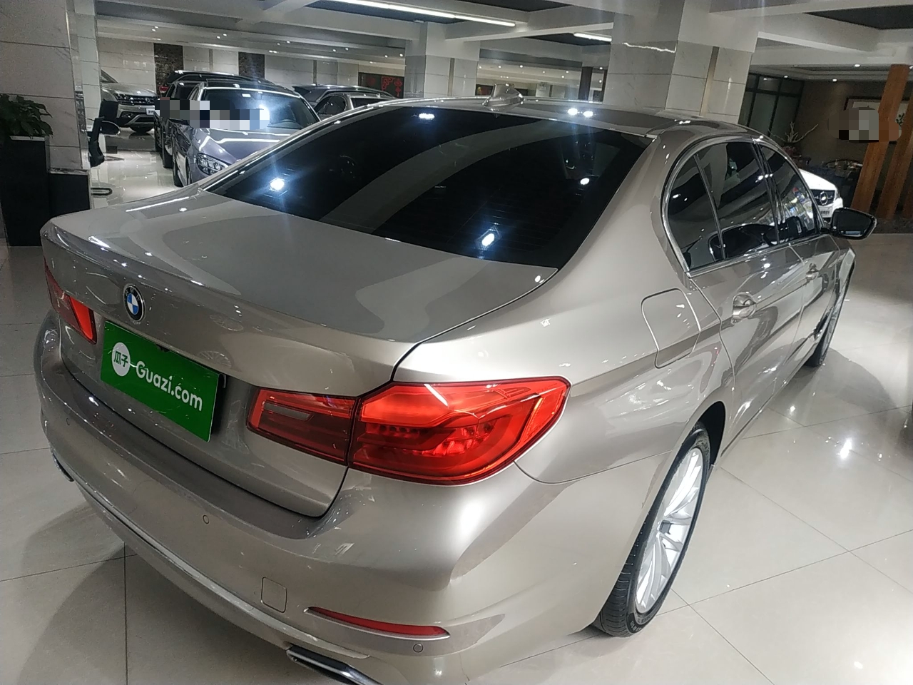 宝马5系 525Li 2020款 2.0T 自动 汽油 豪华套装 (国Ⅵ) 