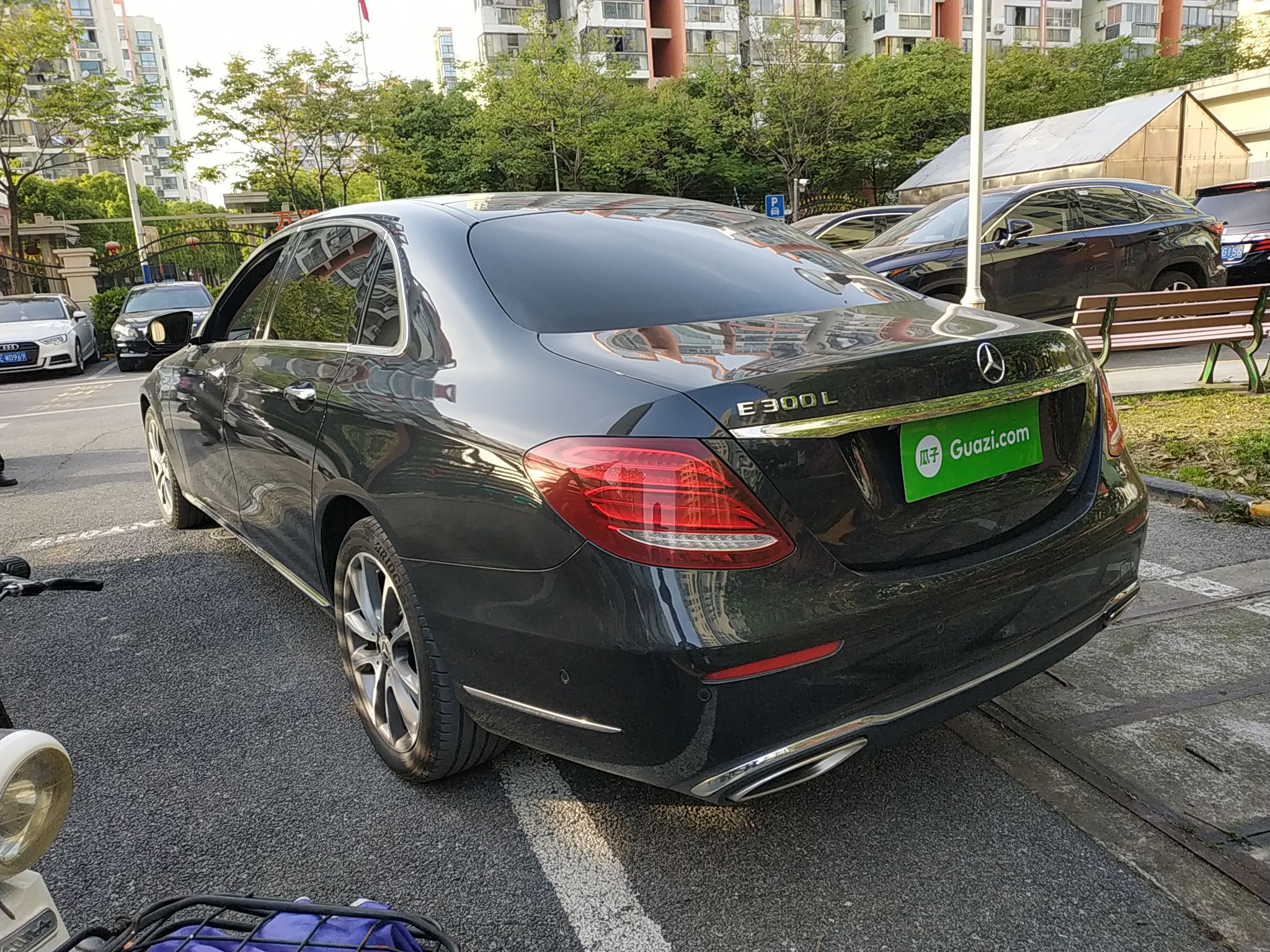 奔驰E级 E300L 2019款 2.0T 自动 汽油 豪华型 (国Ⅴ) 