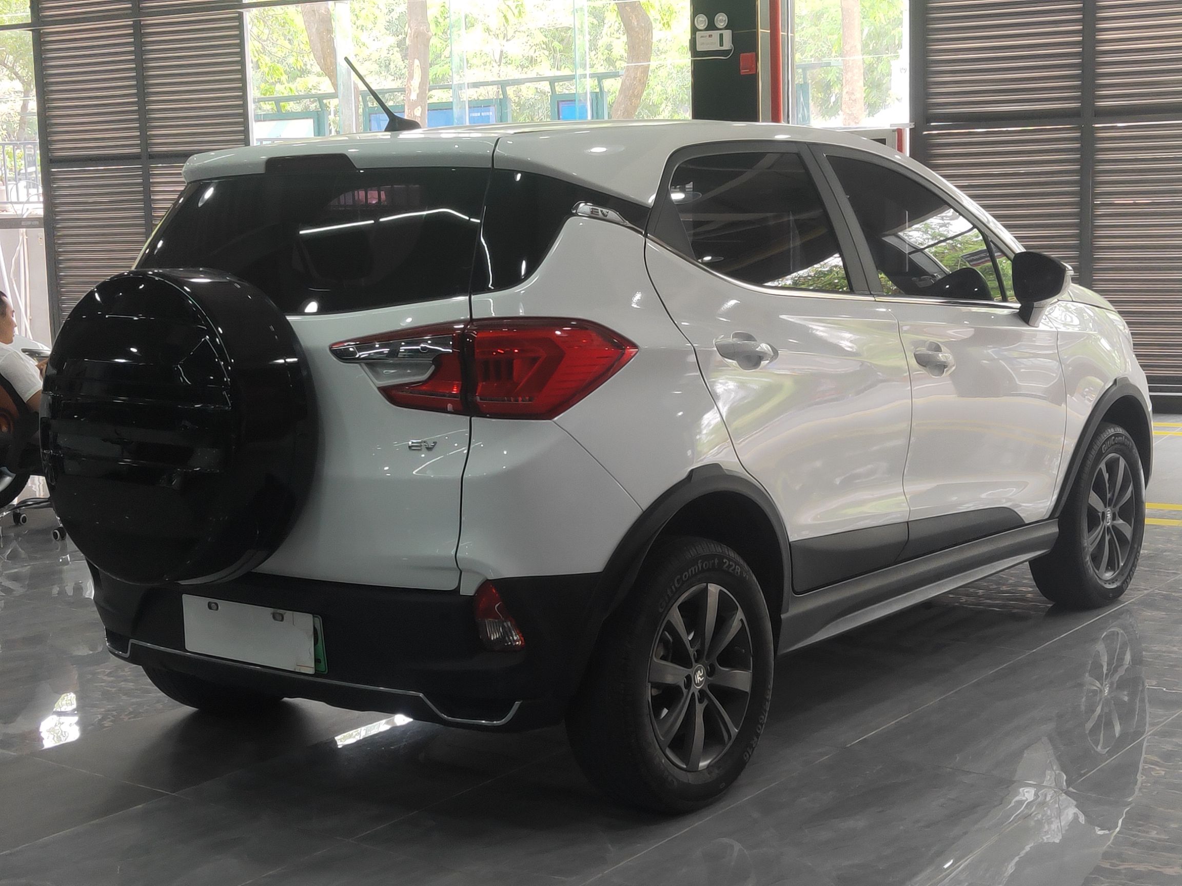 比亚迪元ev5352019款自动智联领潮型纯电动