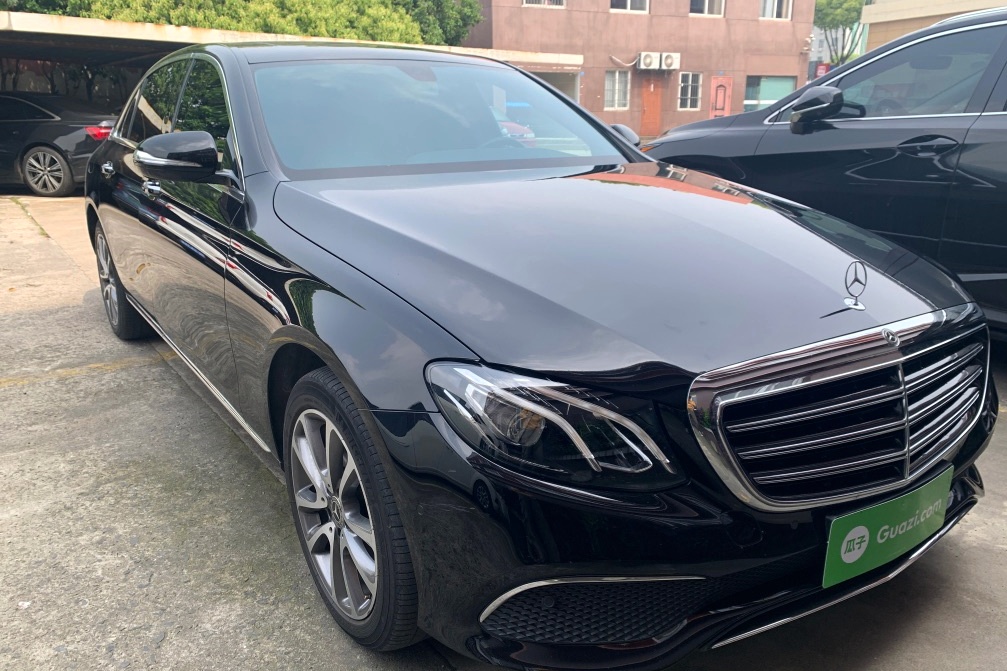 奔驰e级 2019款 e 200 l