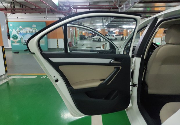 大众捷达 2015款 1.4L 手动 汽油 舒适型 (国Ⅳ) 