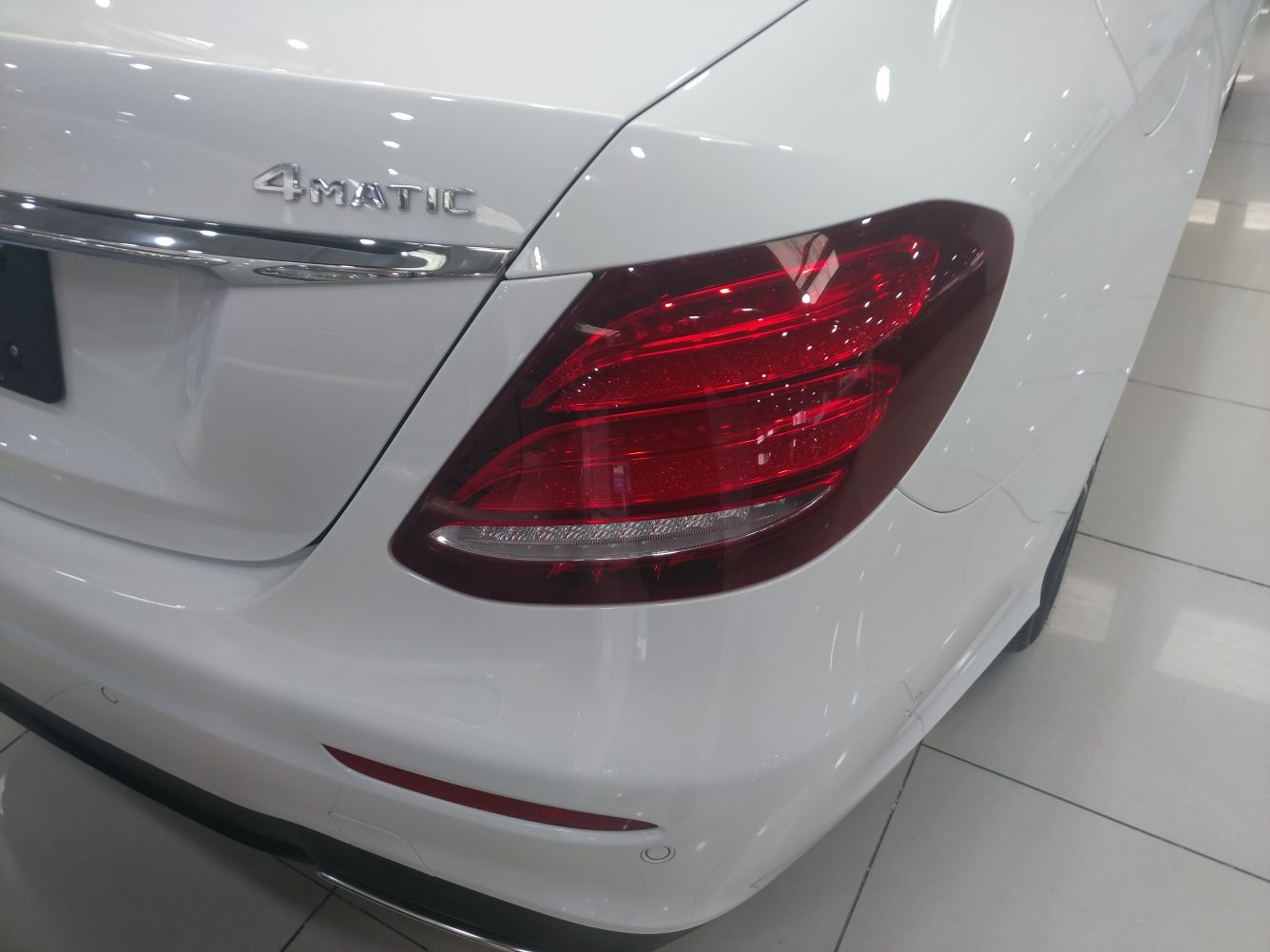 奔驰E级 E260 [进口] 2020款 1.5T 自动 汽油 运动版4MATIC 