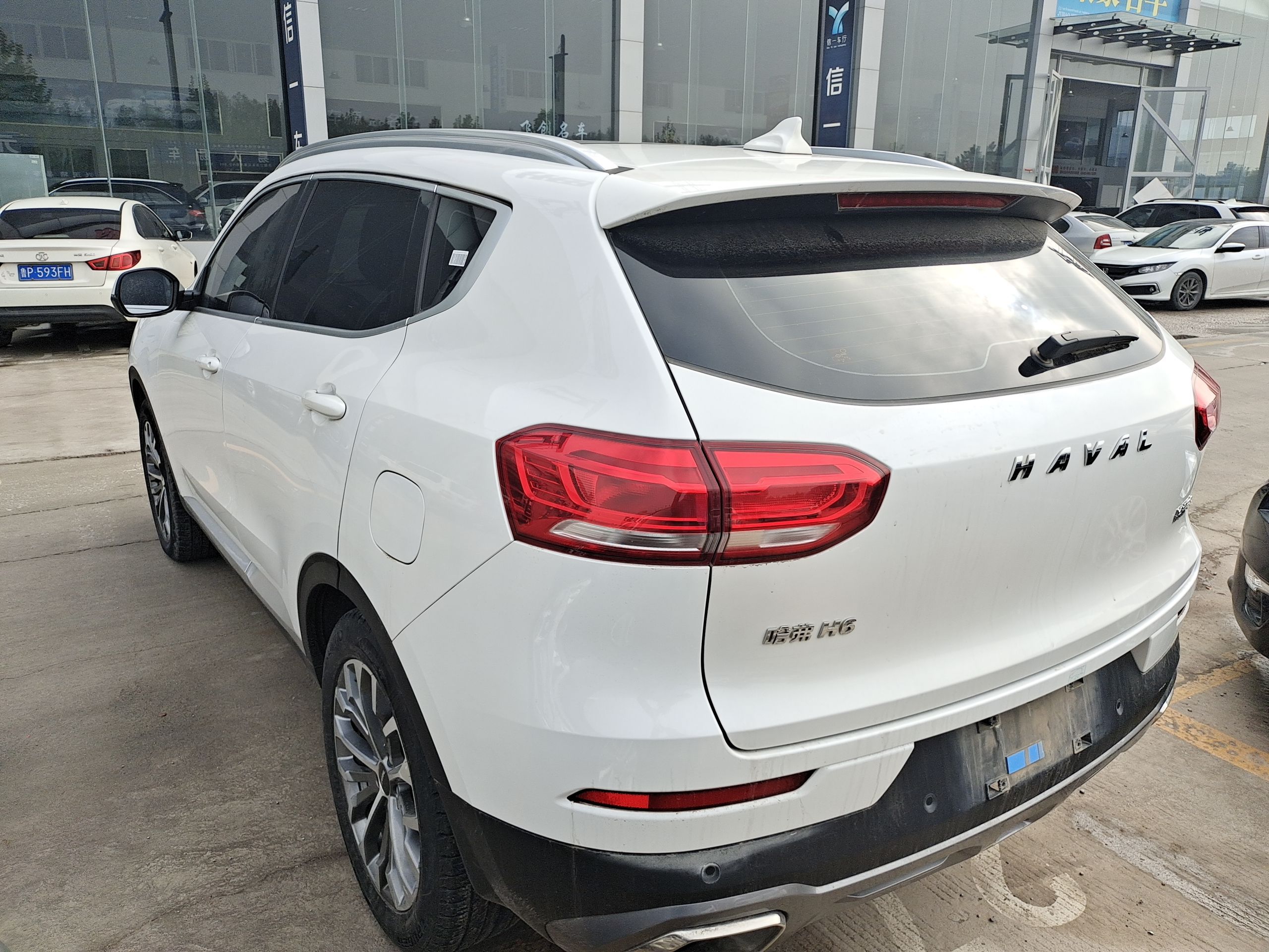 哈弗哈弗h62020款15t自动前驱铂金豪华版国Ⅵ