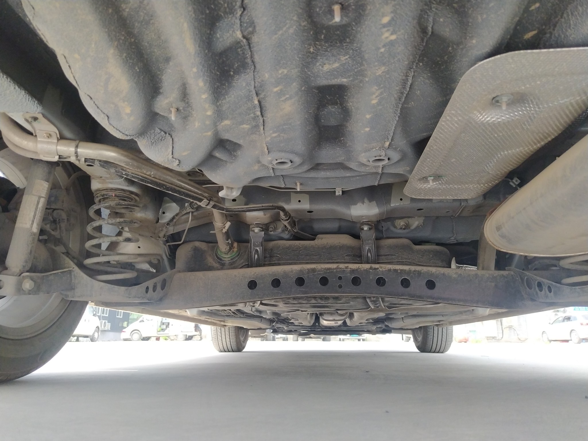 荣威i52020款15l自动4g互联领豪旗舰版国Ⅵ