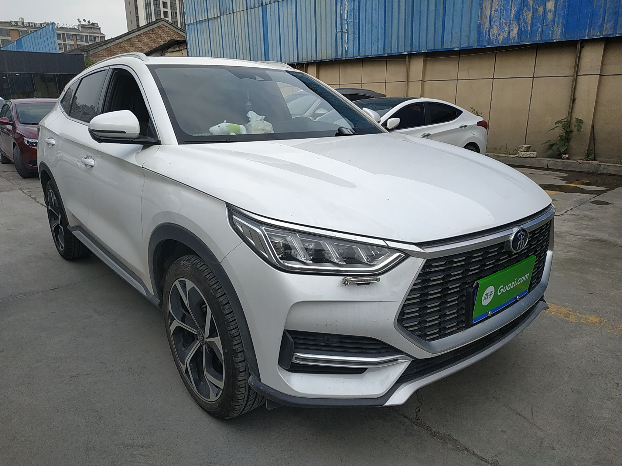 比亚迪宋plus2020款15t自动旗舰plus国Ⅵ