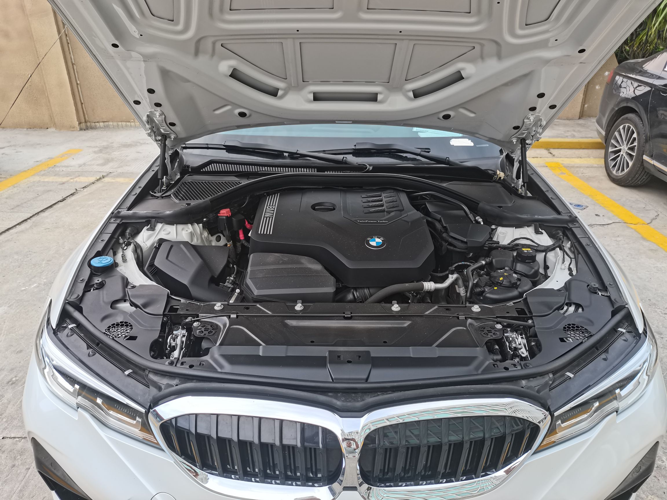 宝马3系325li2020款20t自动汽油m运动套装国Ⅵ