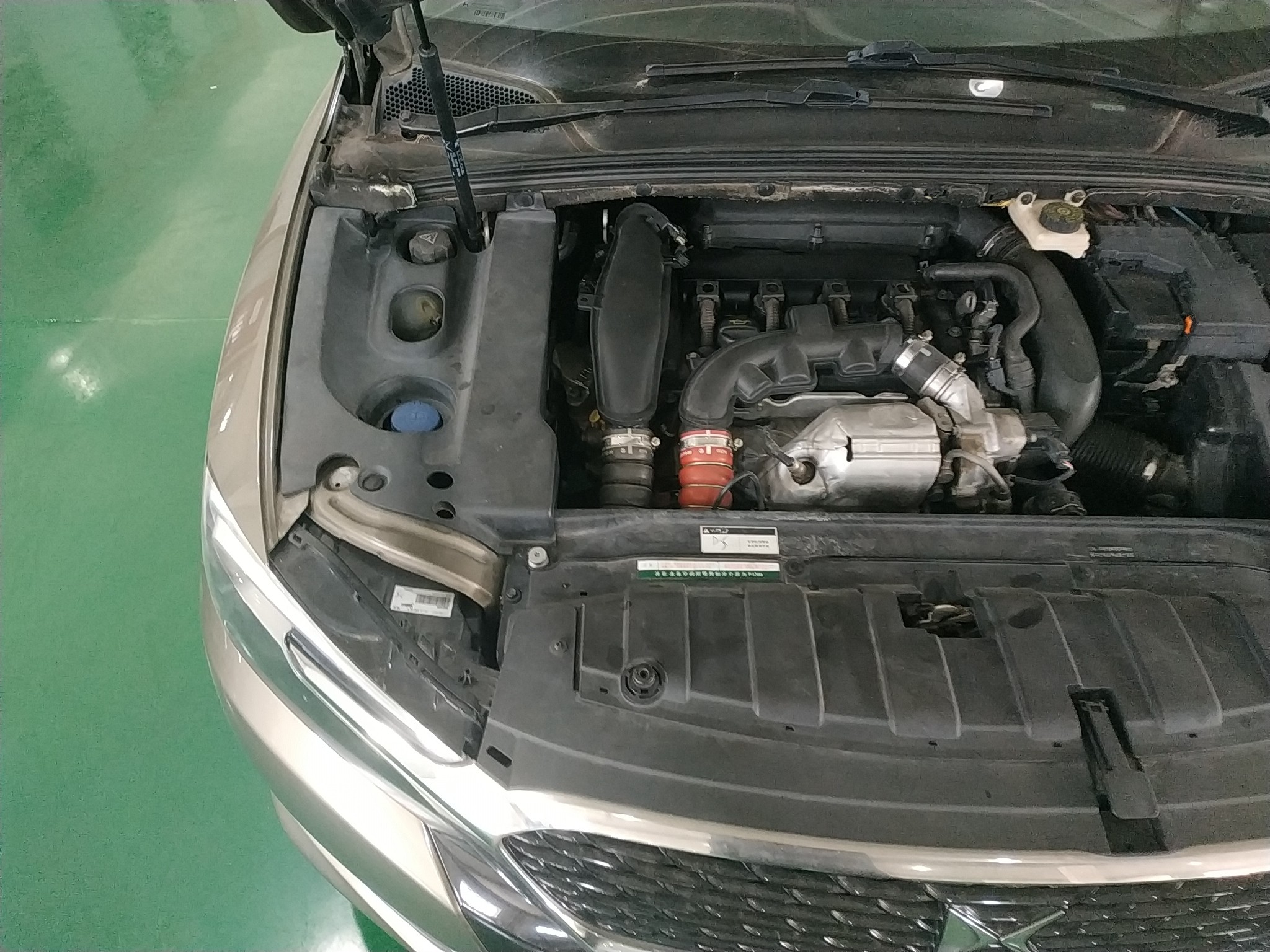 DS5LS三厢 2014款 1.6T 自动 4门5座三厢车 雅致版THP160 (国Ⅴ) 