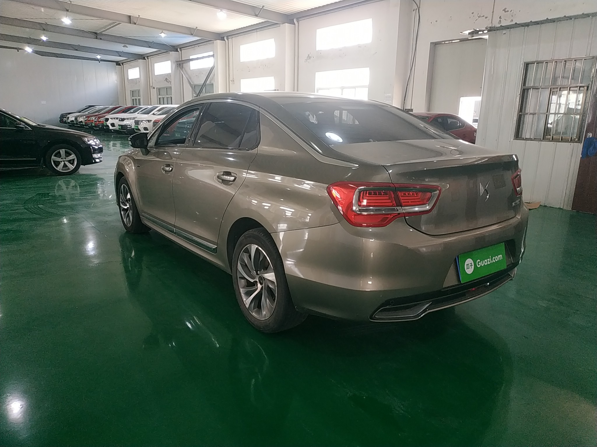 DS5LS三厢 2014款 1.6T 自动 4门5座三厢车 雅致版THP160 (国Ⅴ) 