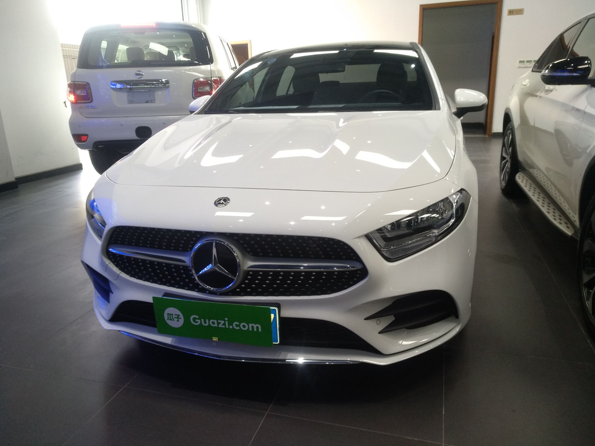 奔驰a级a180l2019款13t自动运动轿车版国Ⅵ