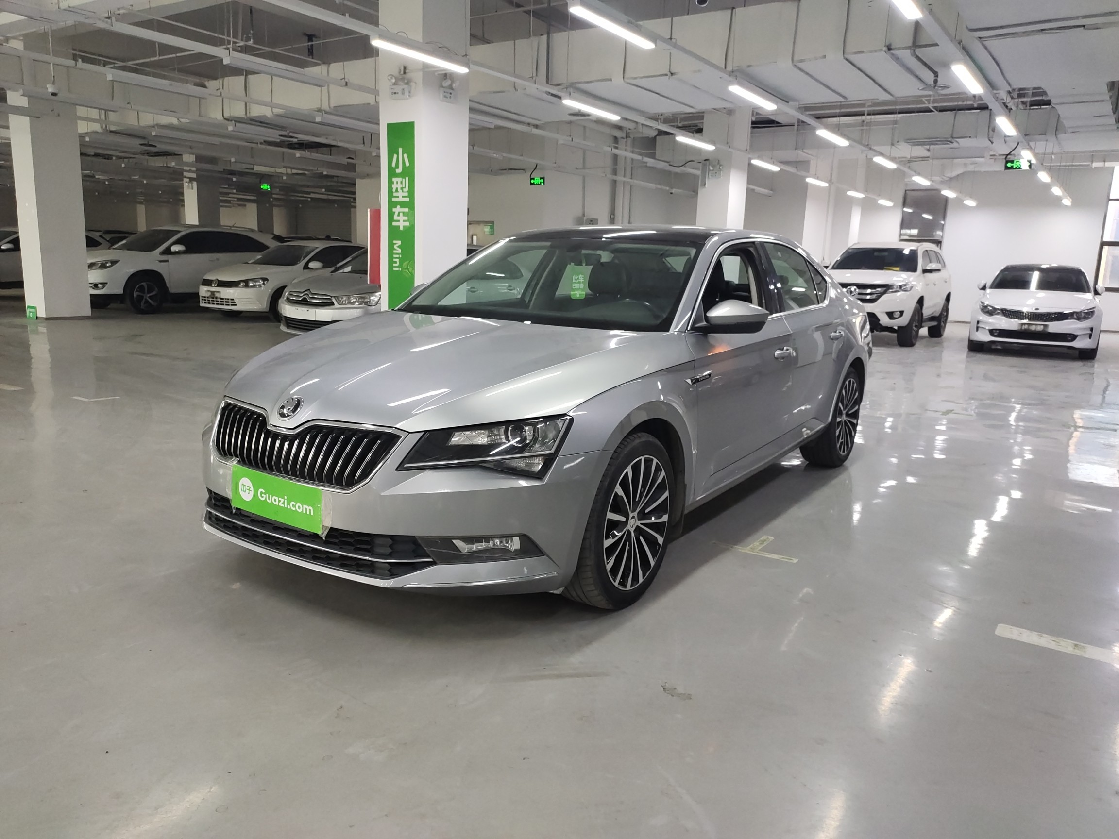 斯柯达速派2016款18t自动330tsi创行版国Ⅴ