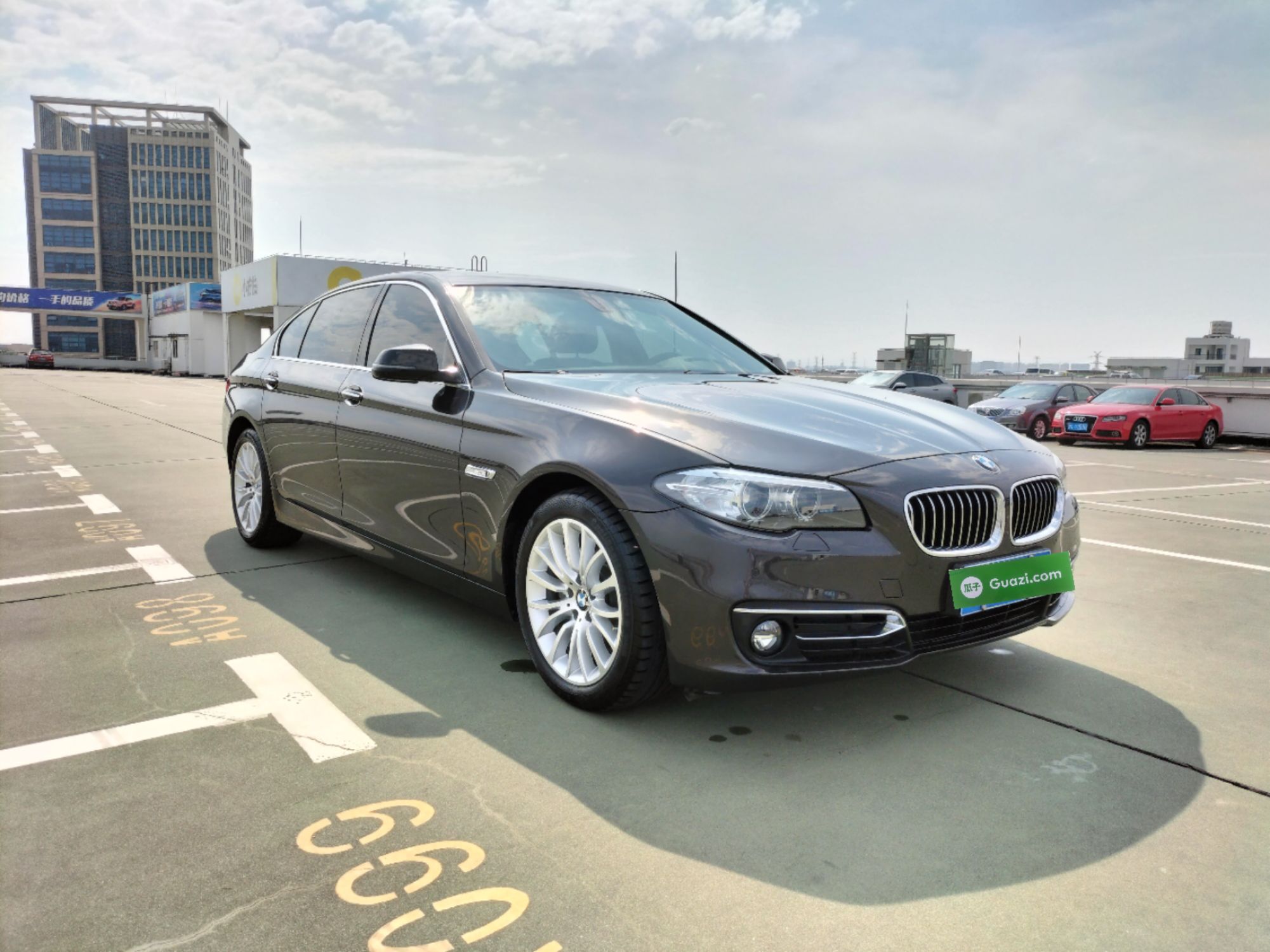 宝马5系 525Li 2017款 2.0T 自动 汽油 豪华设计套装 (国Ⅴ) 