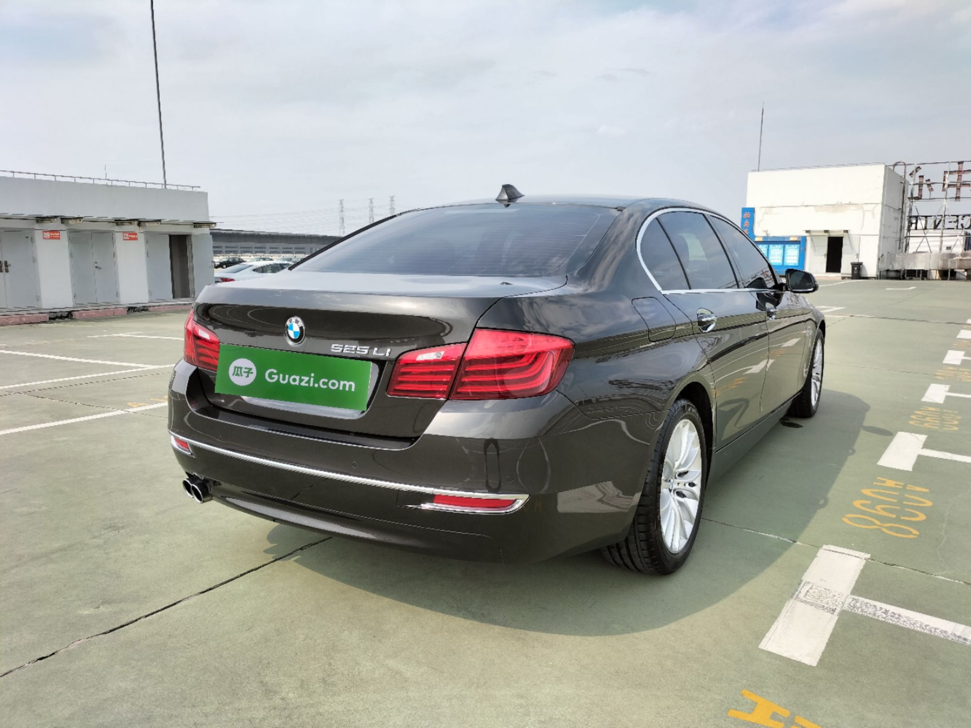 宝马5系 525Li 2017款 2.0T 自动 汽油 豪华设计套装 (国Ⅴ) 