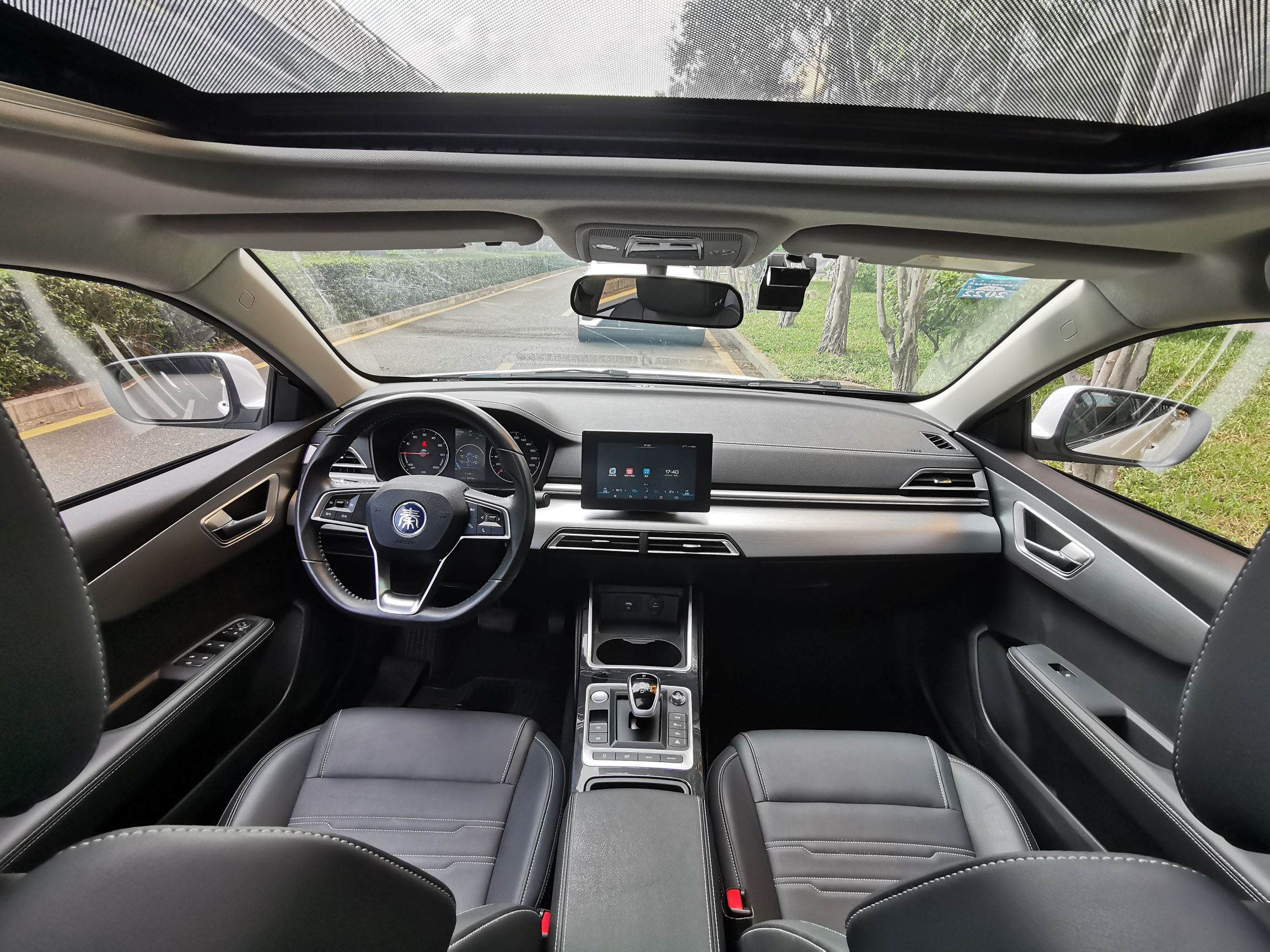 比亚迪秦ev2019款自动出行版纯电动