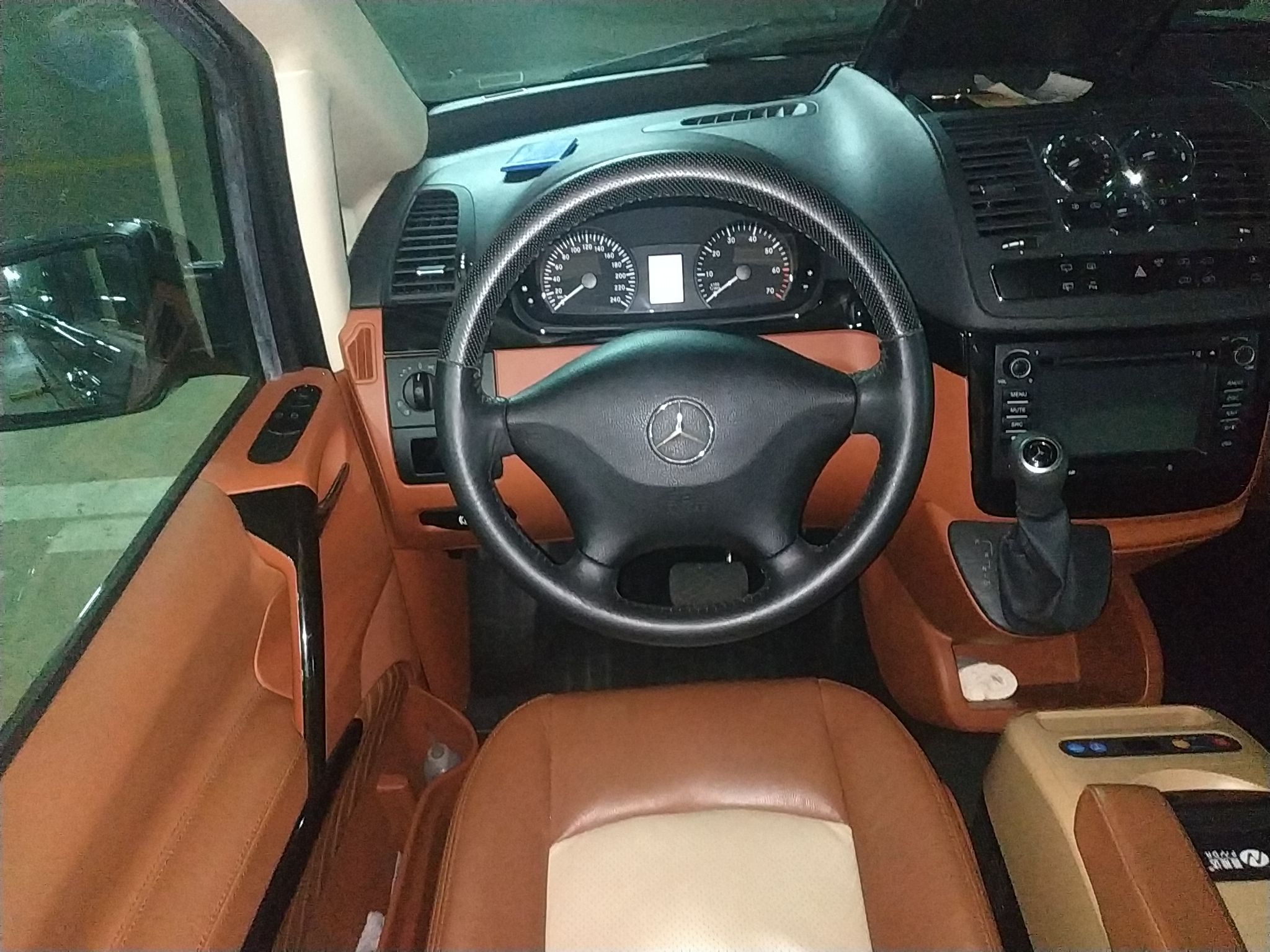 卡尔森卡升威霆 2015款 3.0L 自动 后驱 商旅标准型 (国Ⅴ) 